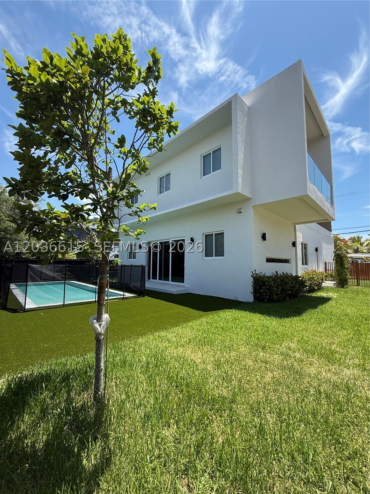 3326 Elizabeth St Miami, FL 33133