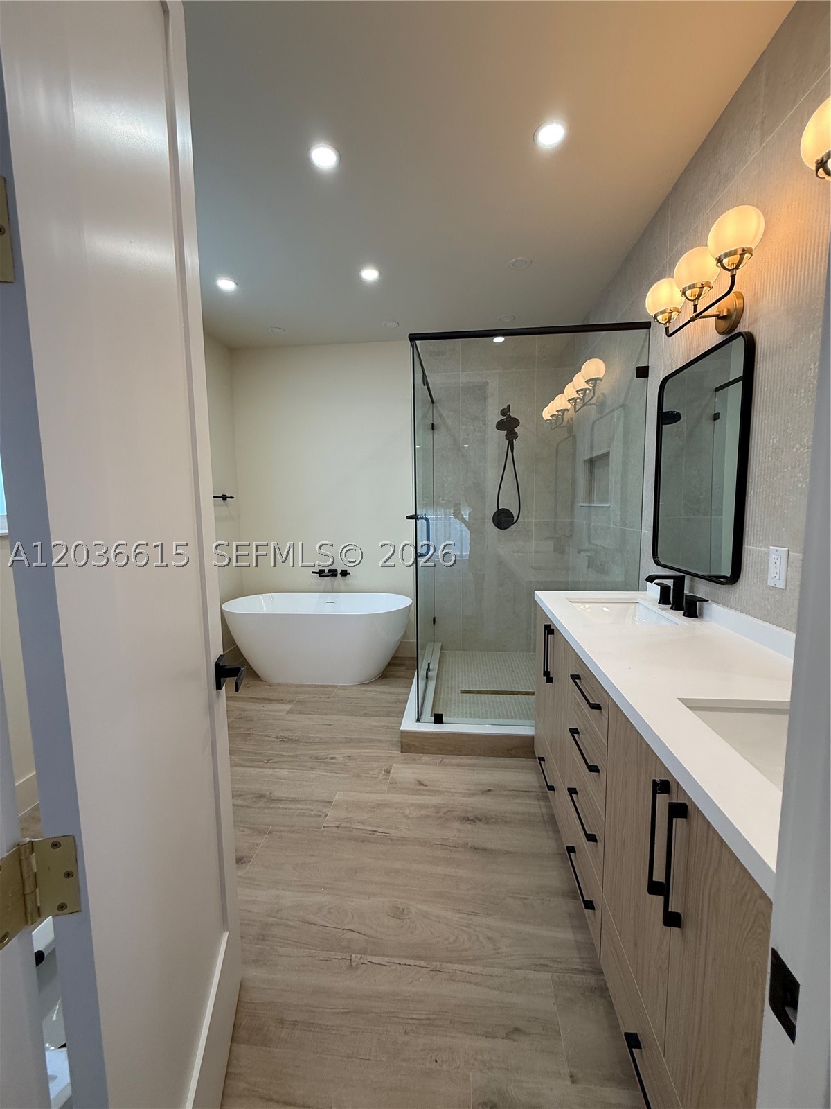 3326 Elizabeth St Miami, FL 33133