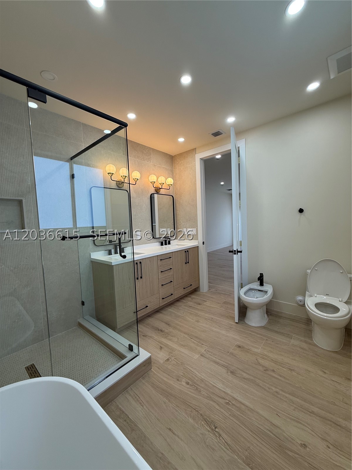 3326 Elizabeth St Miami, FL 33133