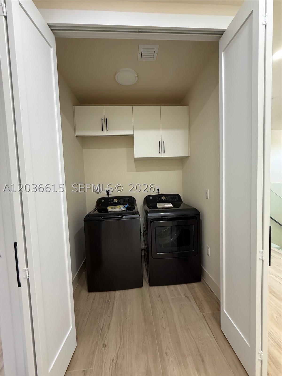 3326 Elizabeth St Miami, FL 33133