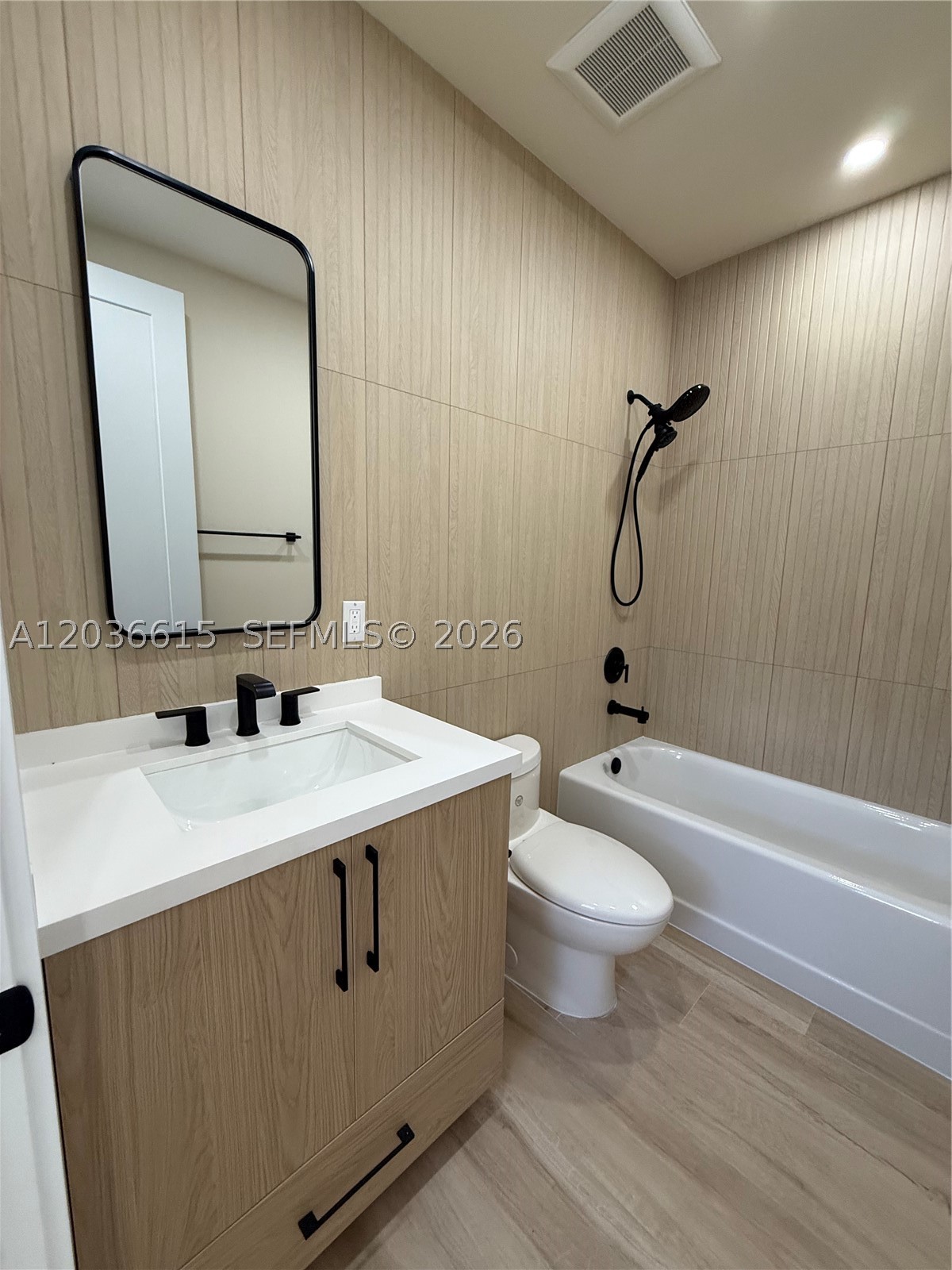 3326 Elizabeth St Miami, FL 33133