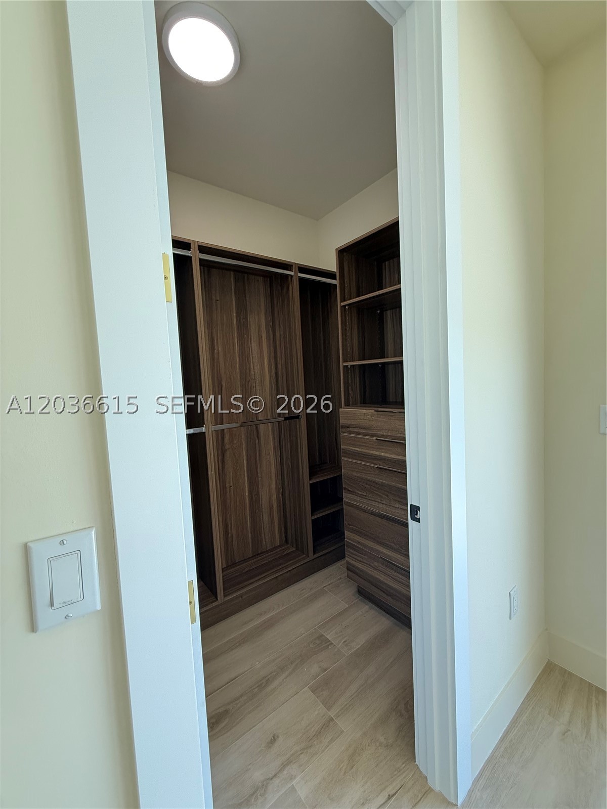 3326 Elizabeth St Miami, FL 33133