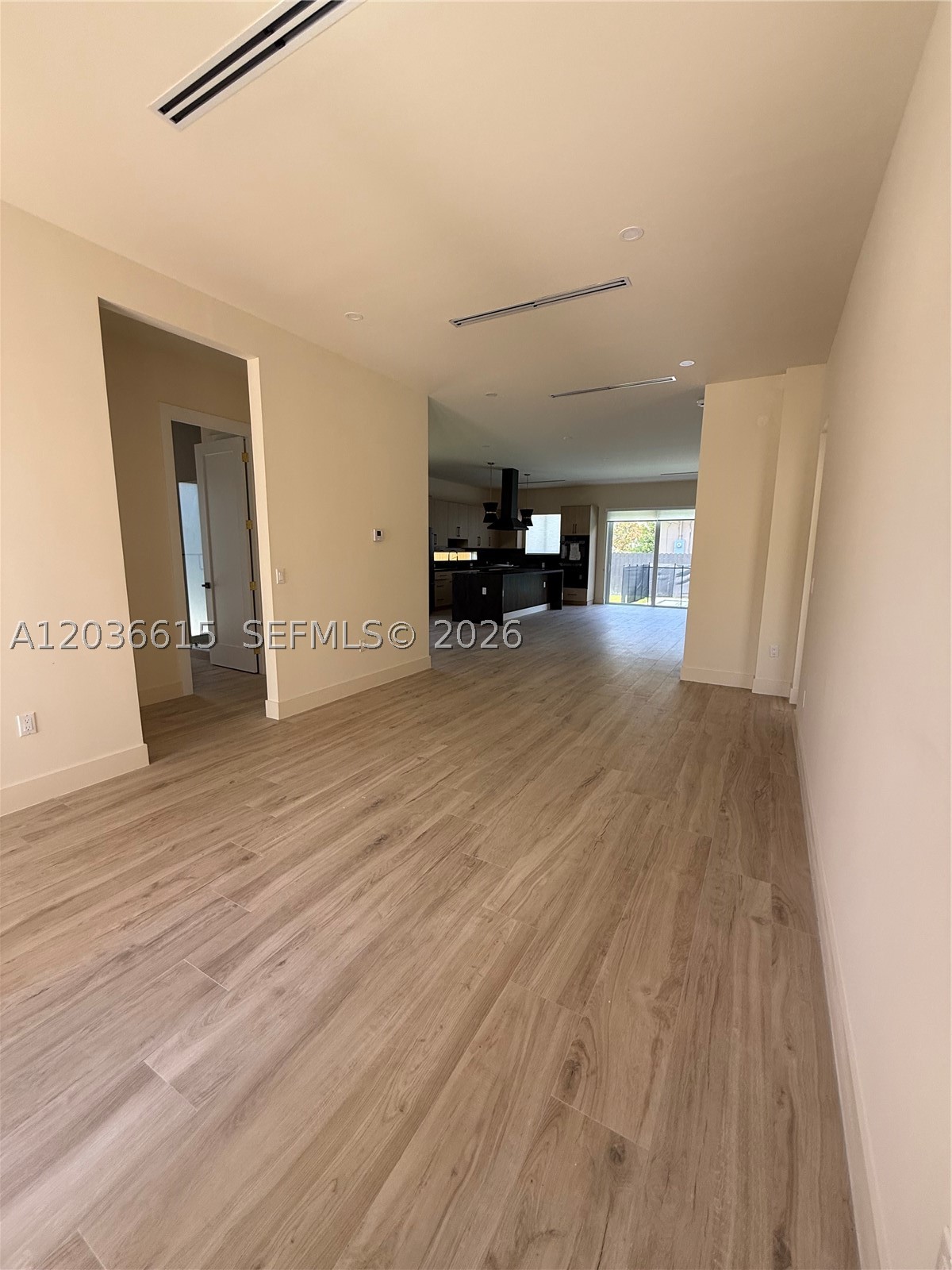 3326 Elizabeth St Miami, FL 33133