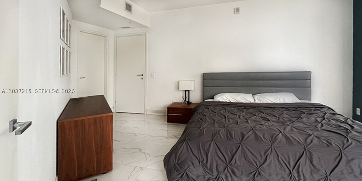 image Brickell House15