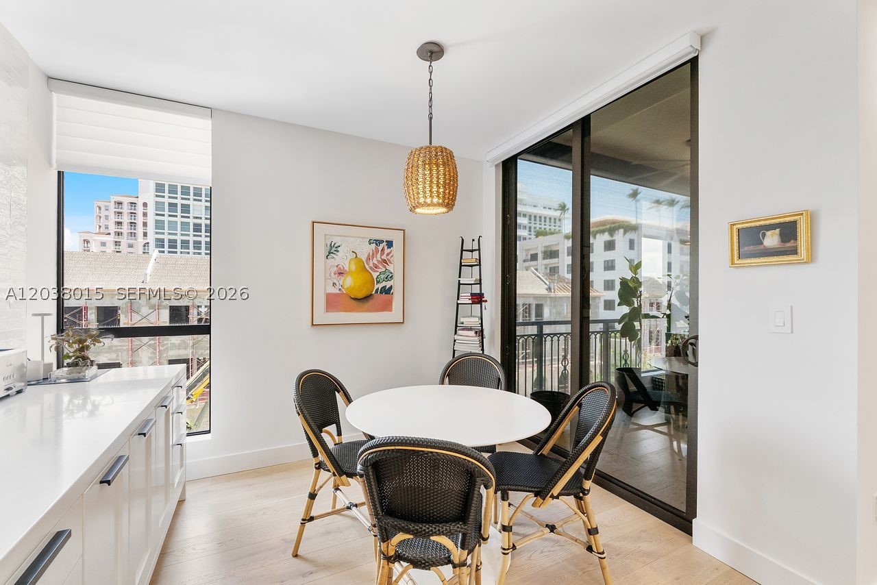 718 Valencia Ave #403 Coral Gables, FL 33134