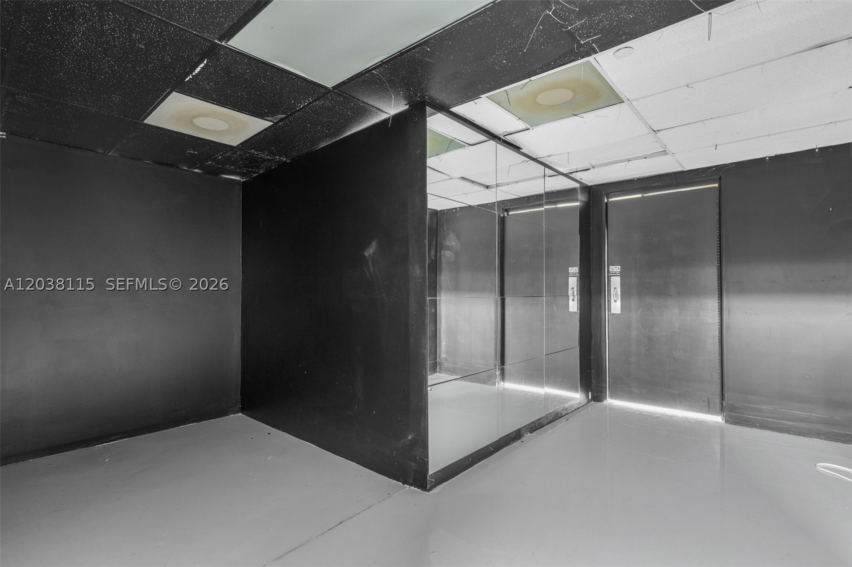 721 Collins Ave Miami Beach, FL 33139