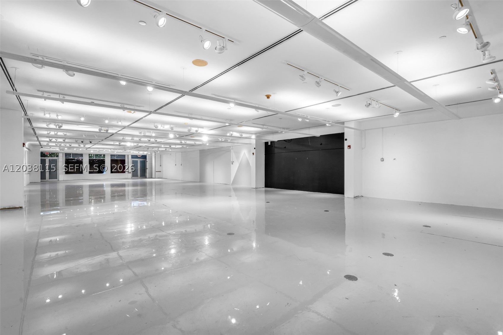 721 Collins Ave Miami Beach, FL 33139