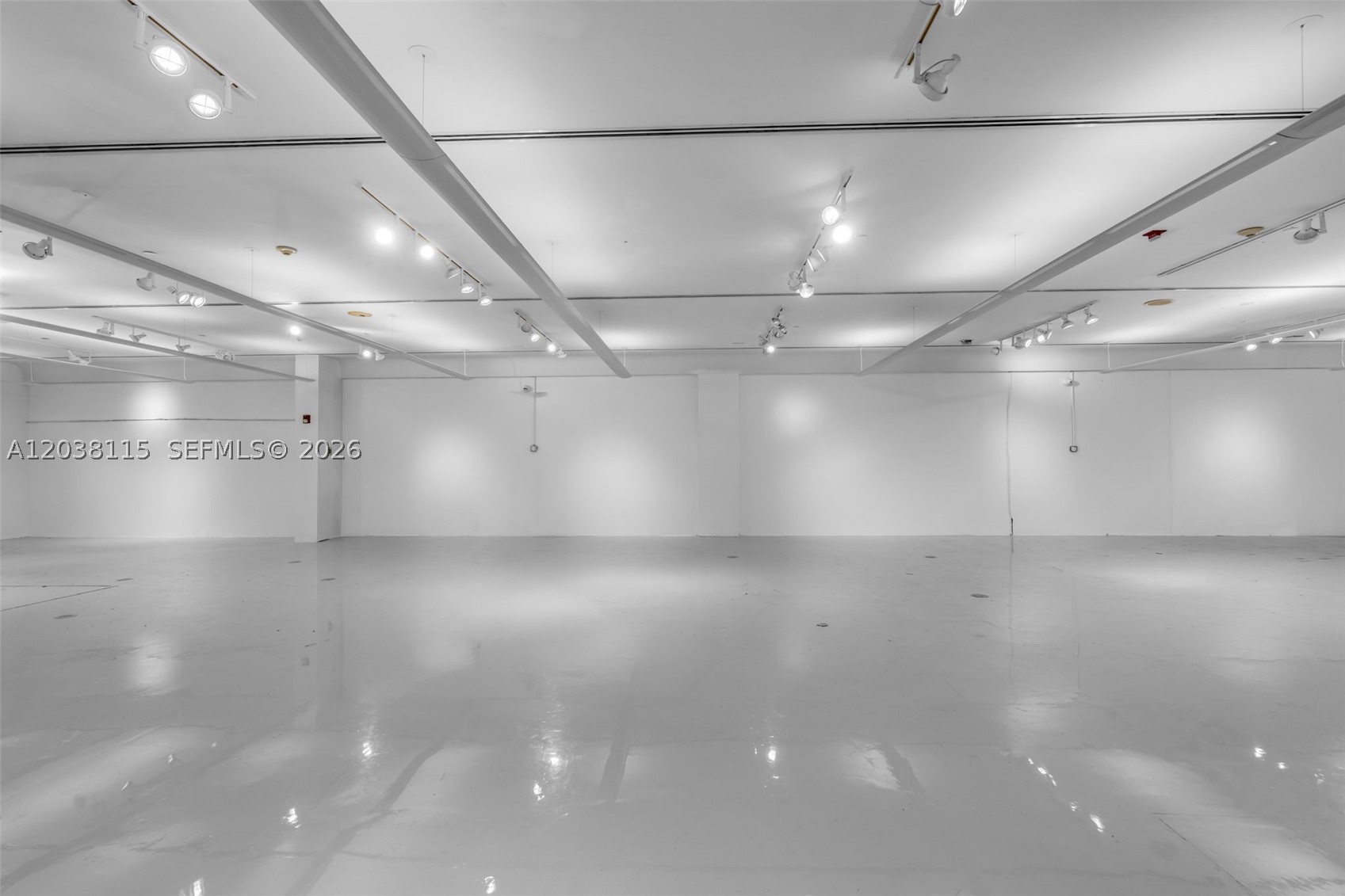 721 Collins Ave Miami Beach, FL 33139