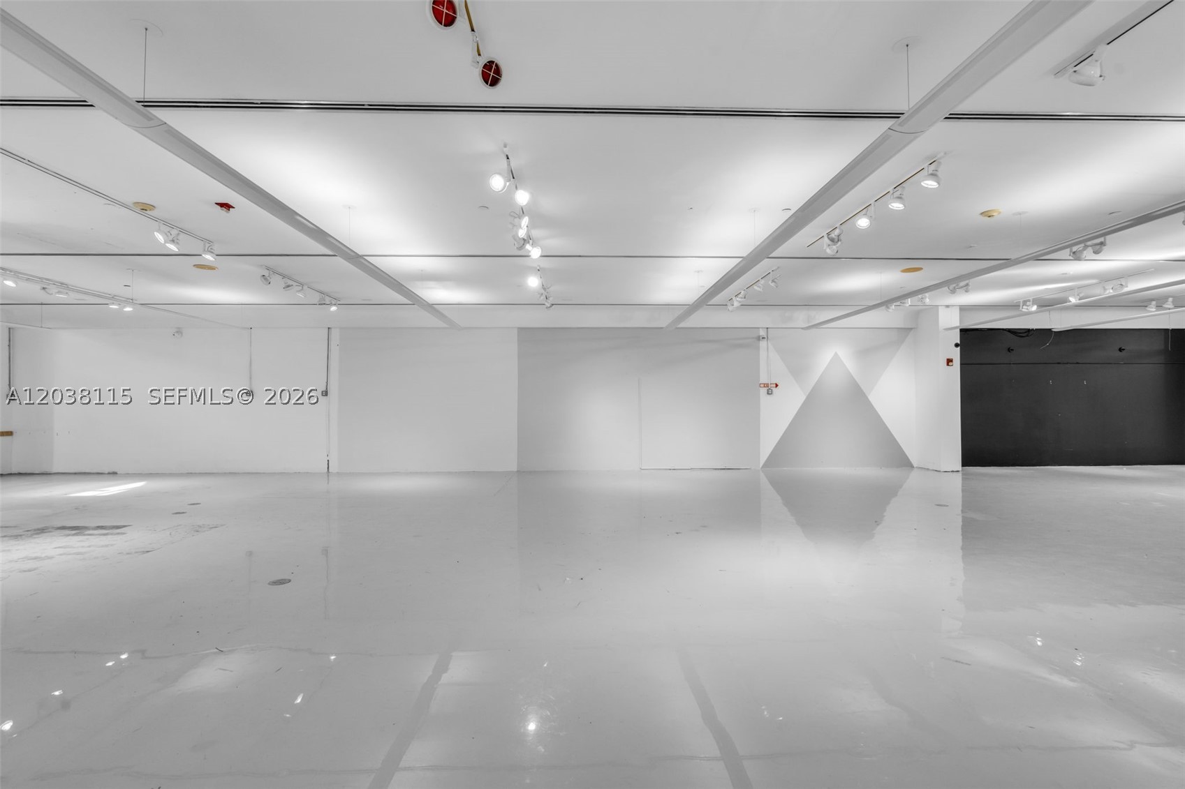 721 Collins Ave Miami Beach, FL 33139