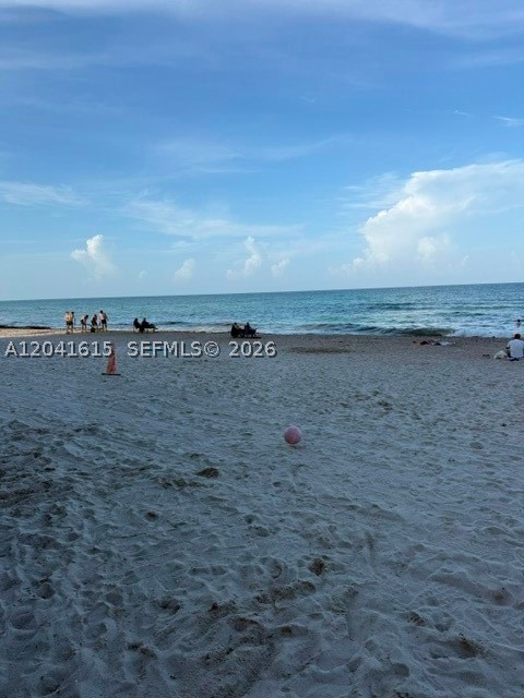 19201 Collins Ave #348