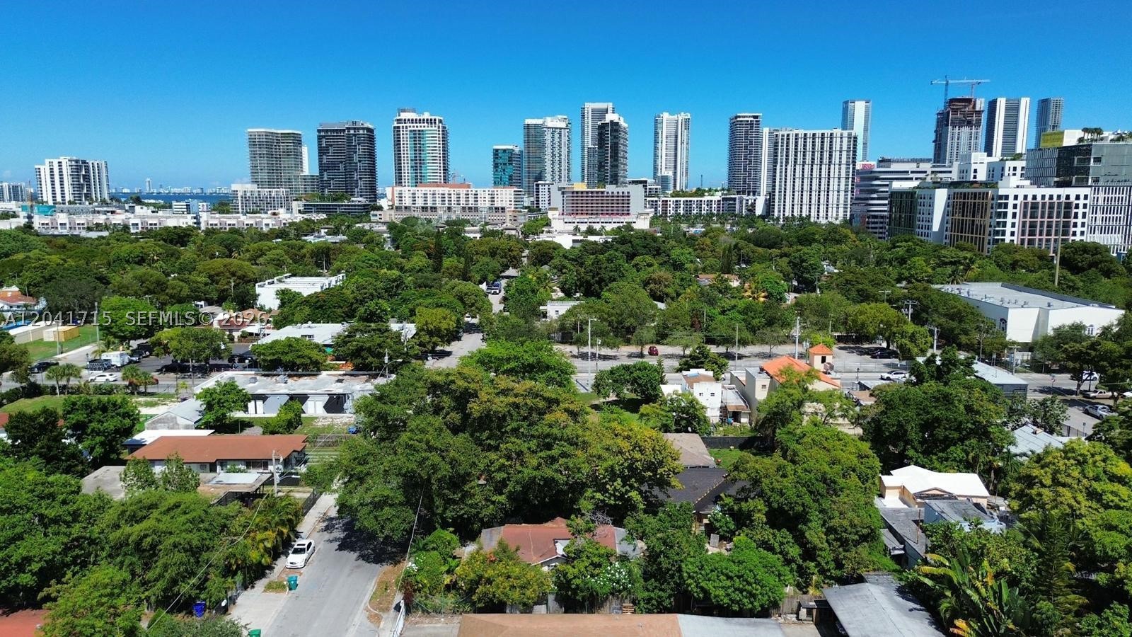 255 NW 32nd St Miami, FL 33127
