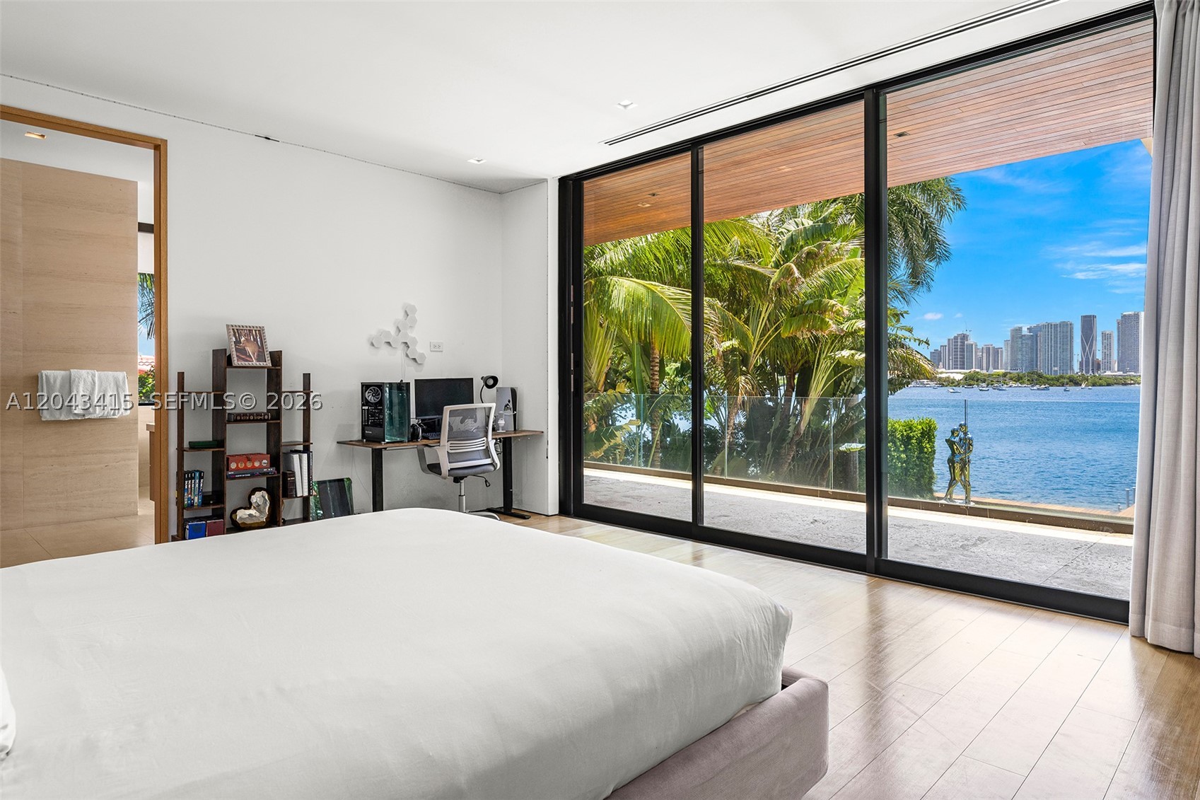 126 W San Marino Dr Miami Beach, FL 33139