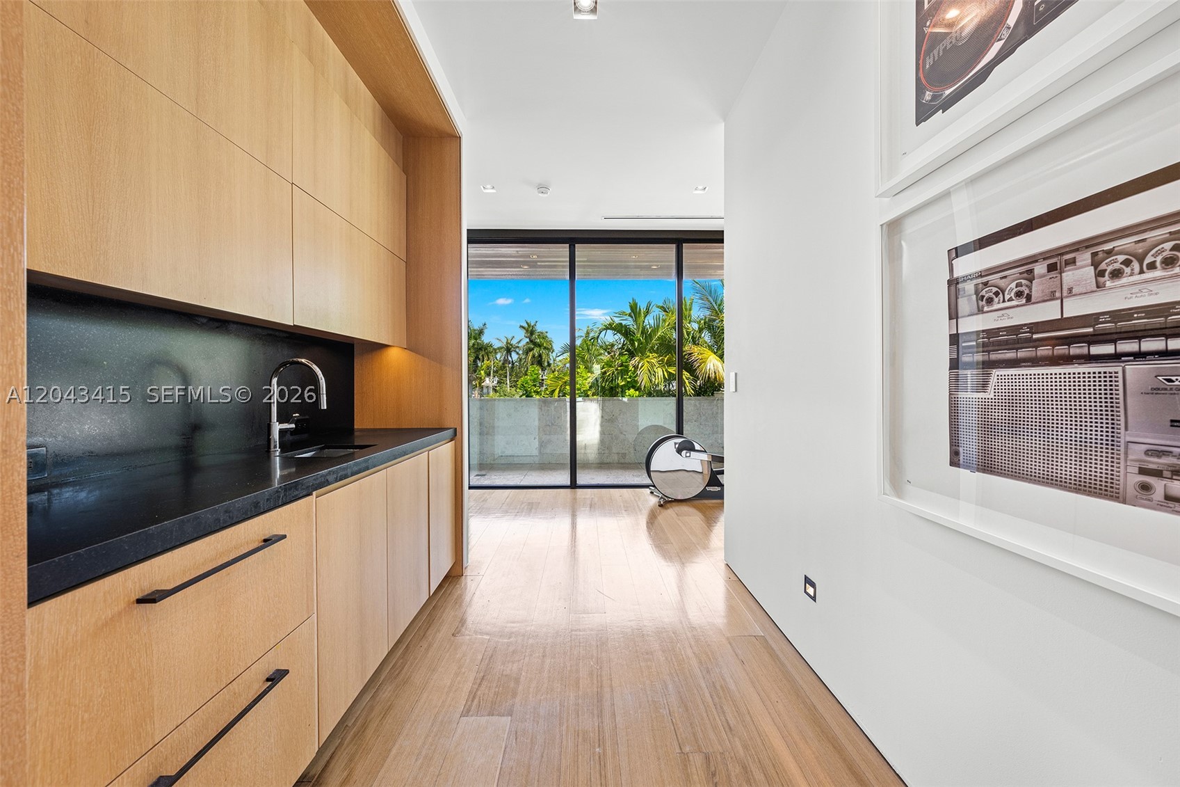 126 W San Marino Dr Miami Beach, FL 33139