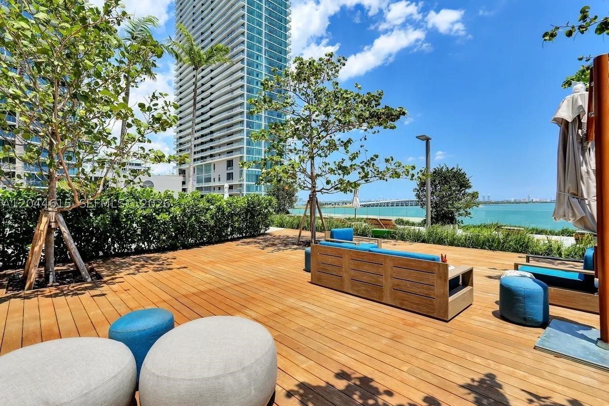 image Paraiso Bay43