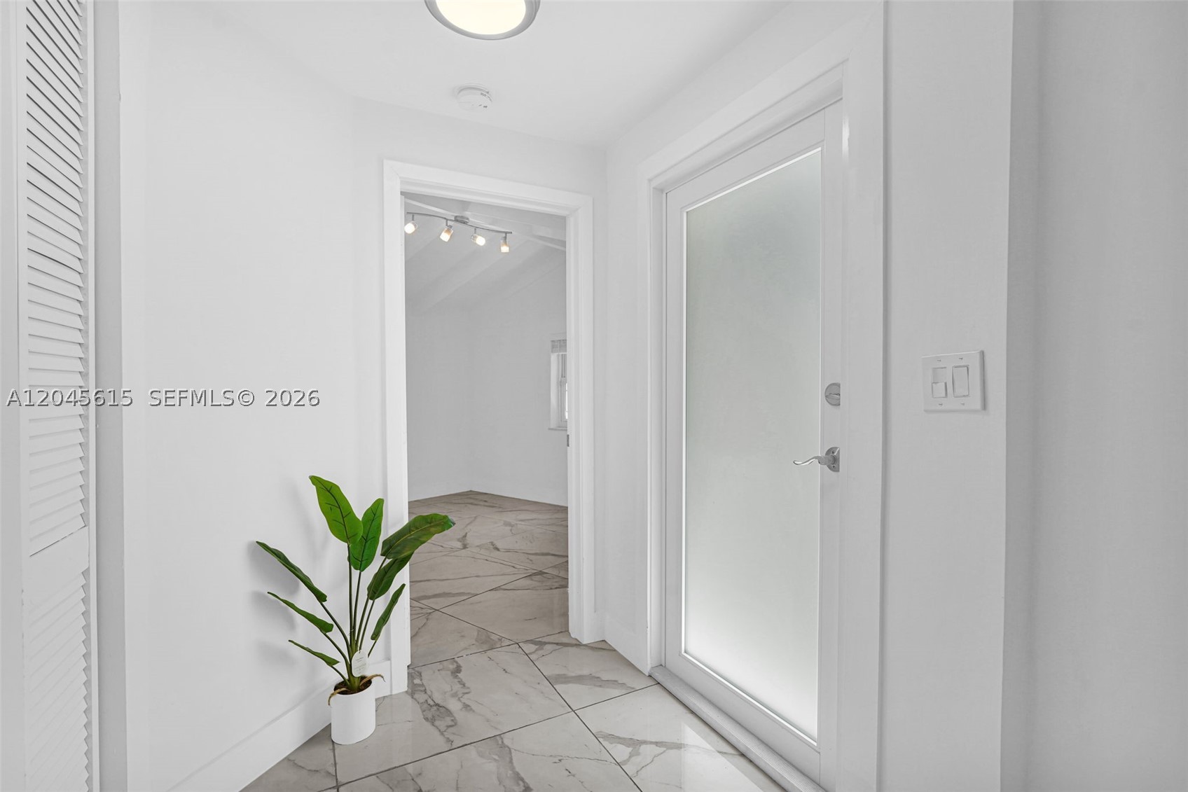 15 NE 95th St Miami Shores, FL 33138