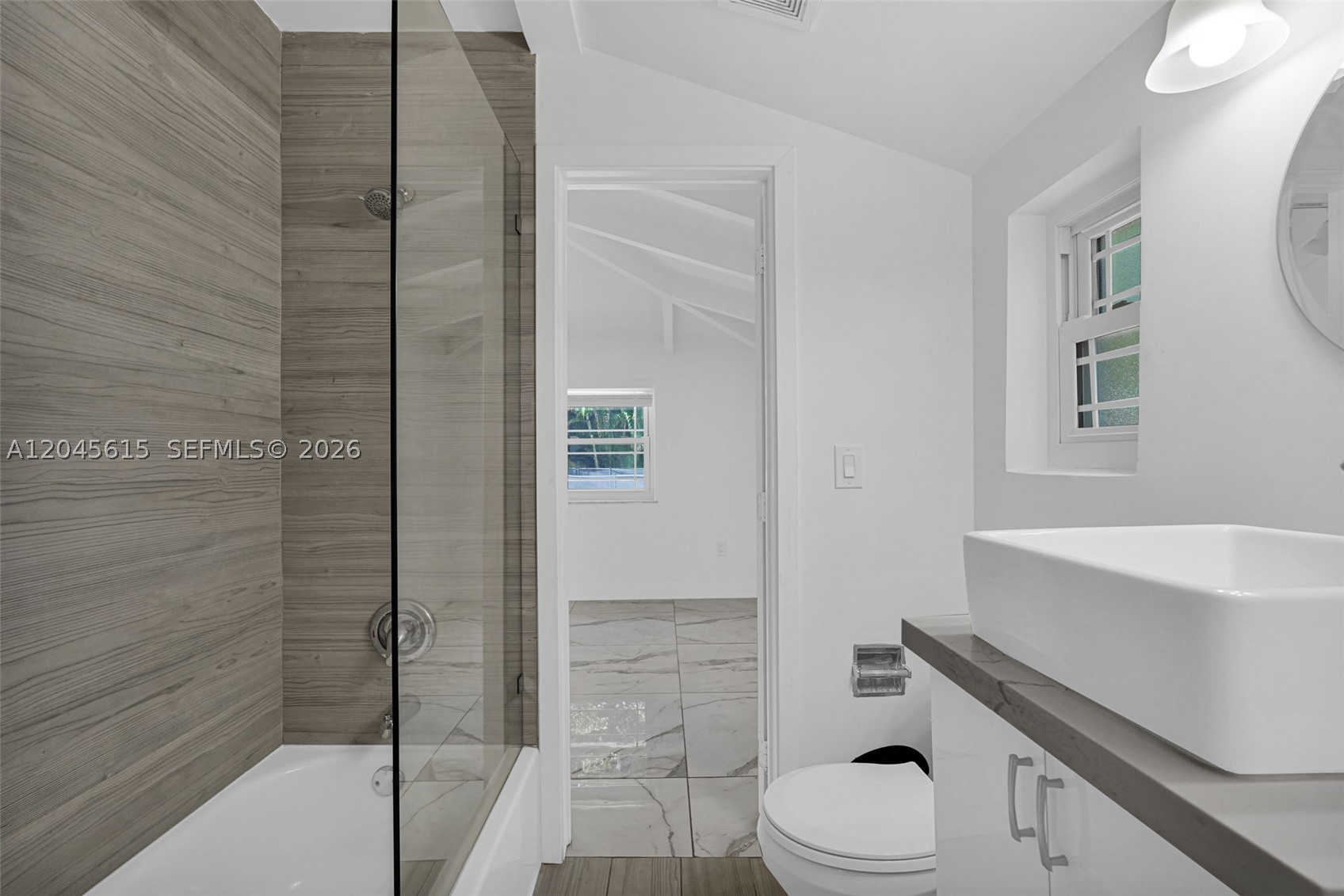 15 NE 95th St Miami Shores, FL 33138