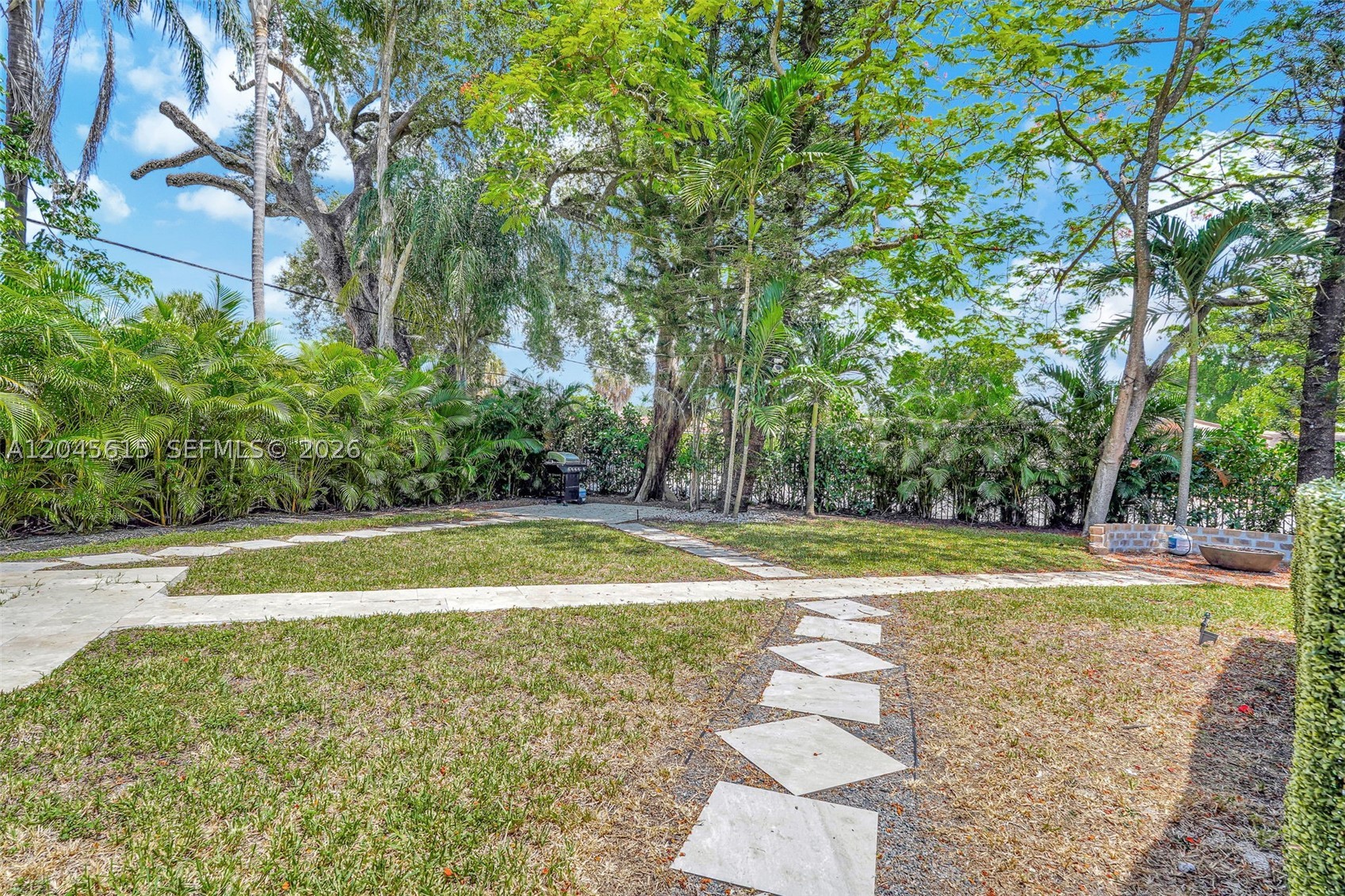15 NE 95th St Miami Shores, FL 33138