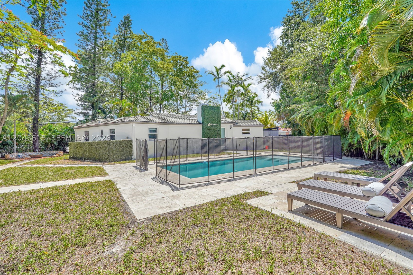 15 NE 95th St Miami Shores, FL 33138