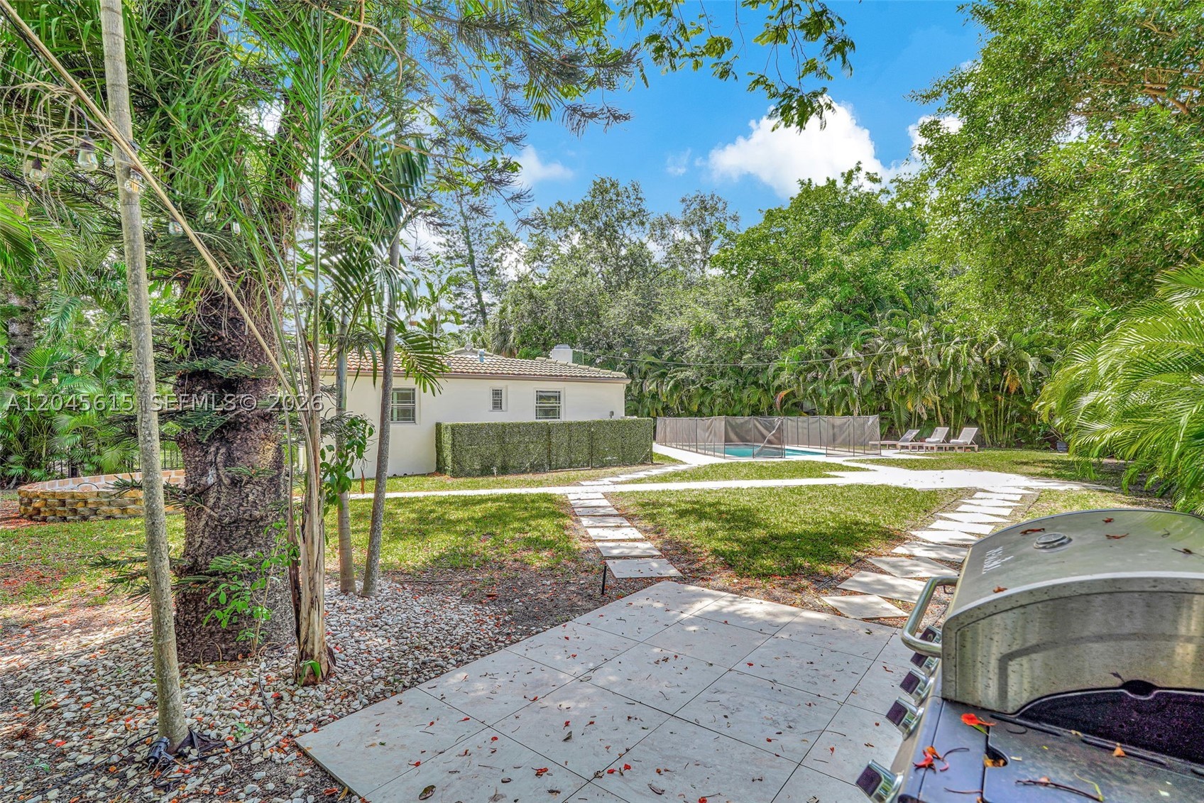 15 NE 95th St Miami Shores, FL 33138