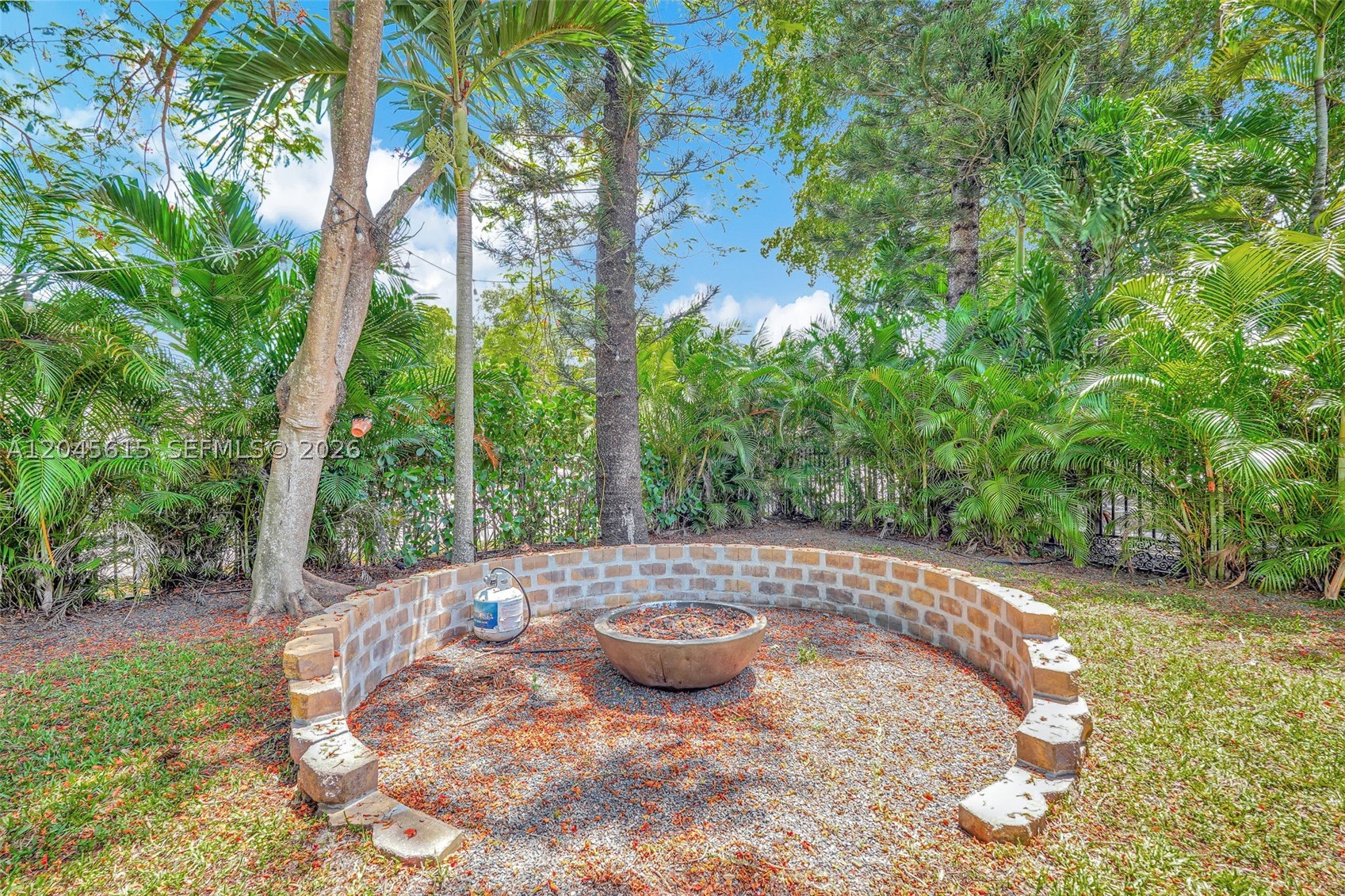 15 NE 95th St Miami Shores, FL 33138