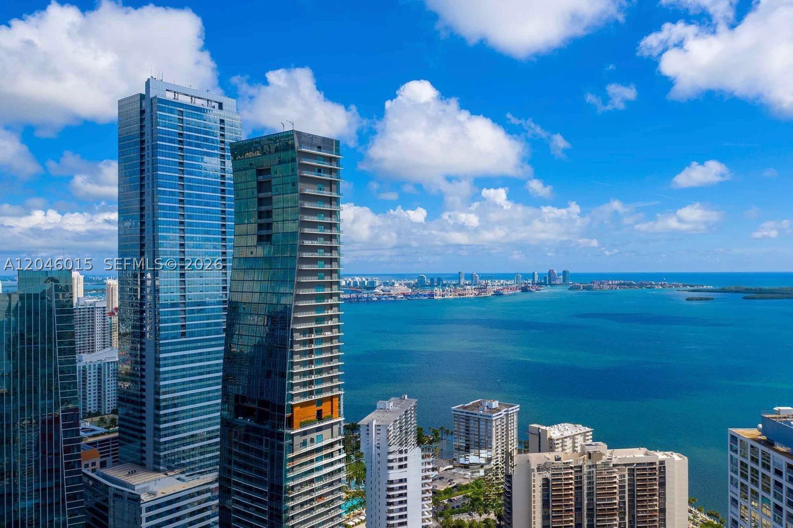 1451 Brickell Ave #1404