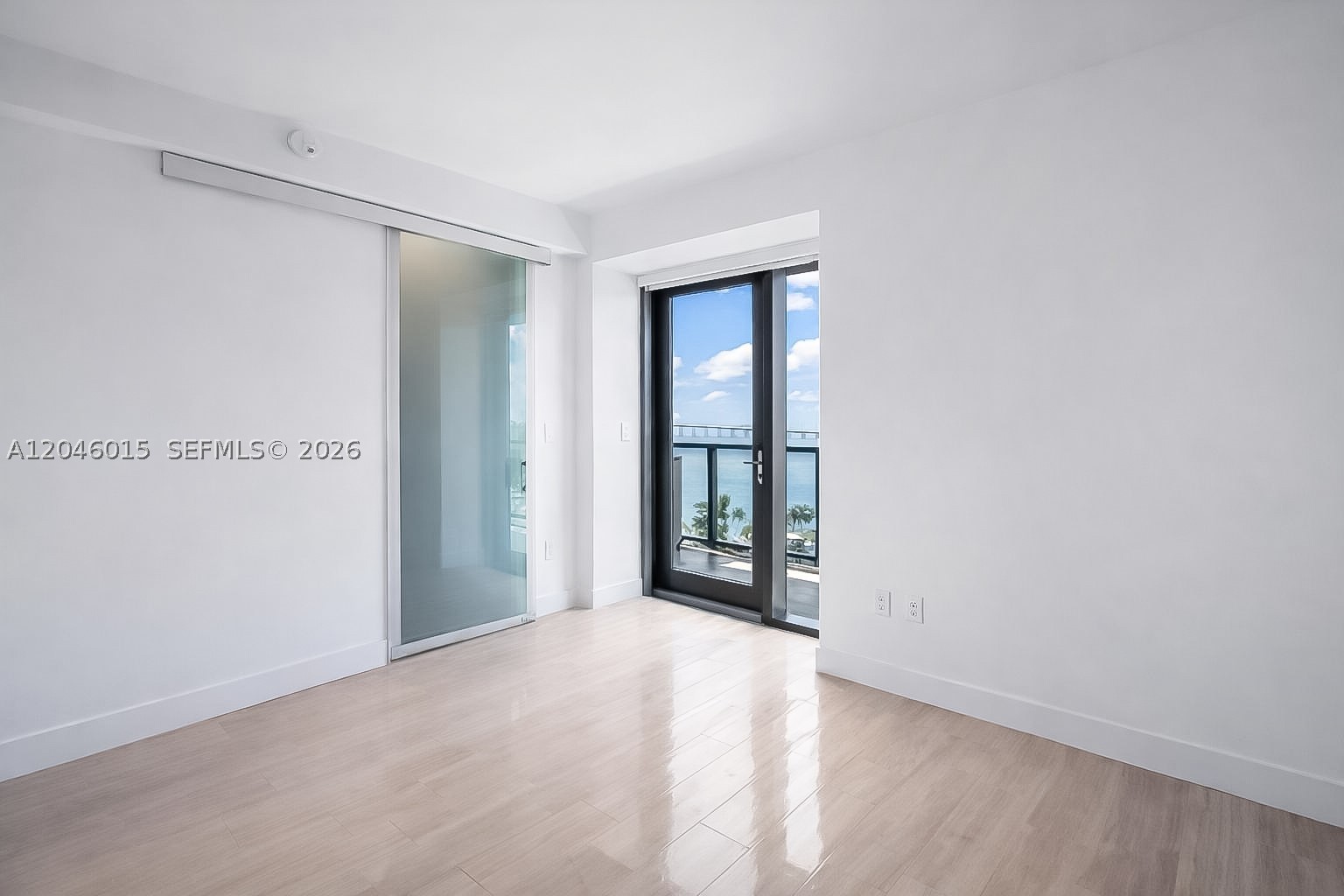 image Echo Brickell12