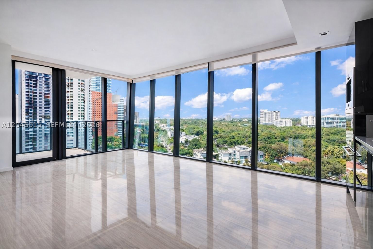 image Echo Brickell8