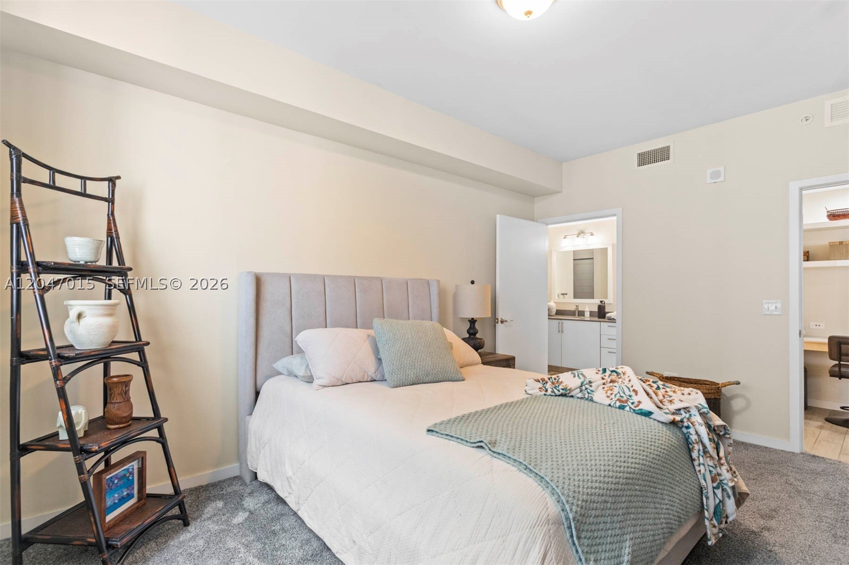 image Nine at Mary Brickell Village14