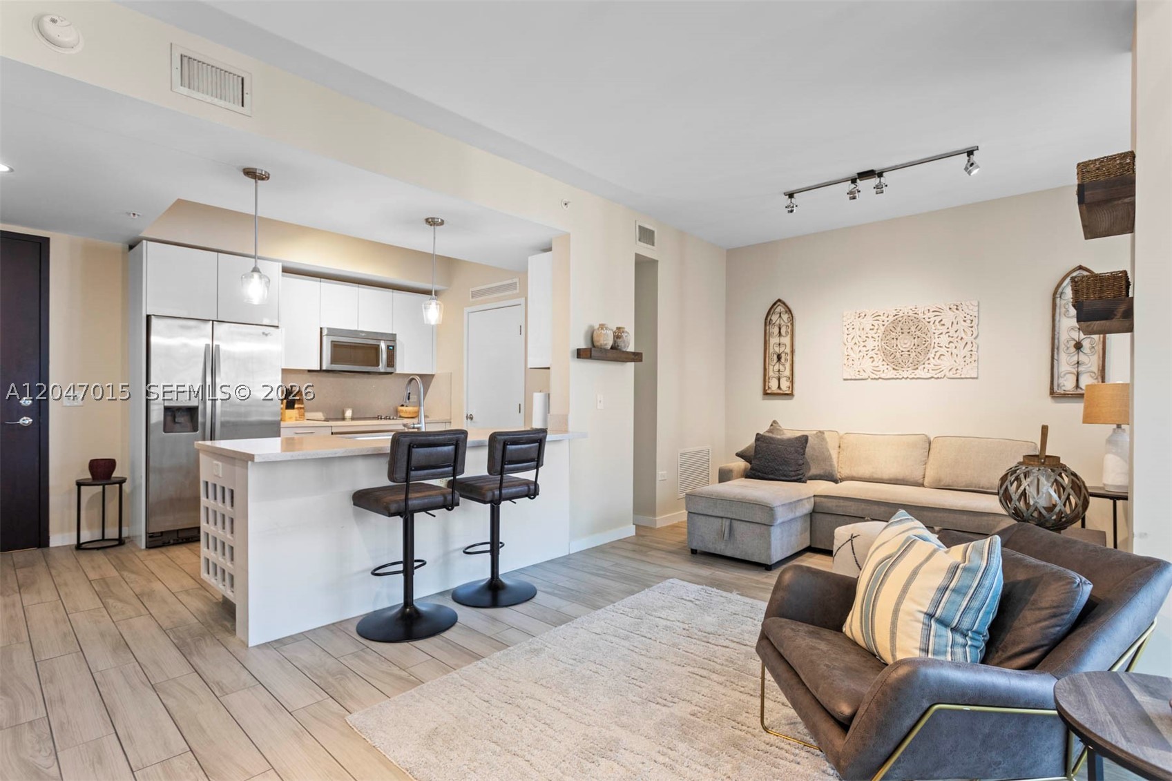 image Nine at Mary Brickell Village1