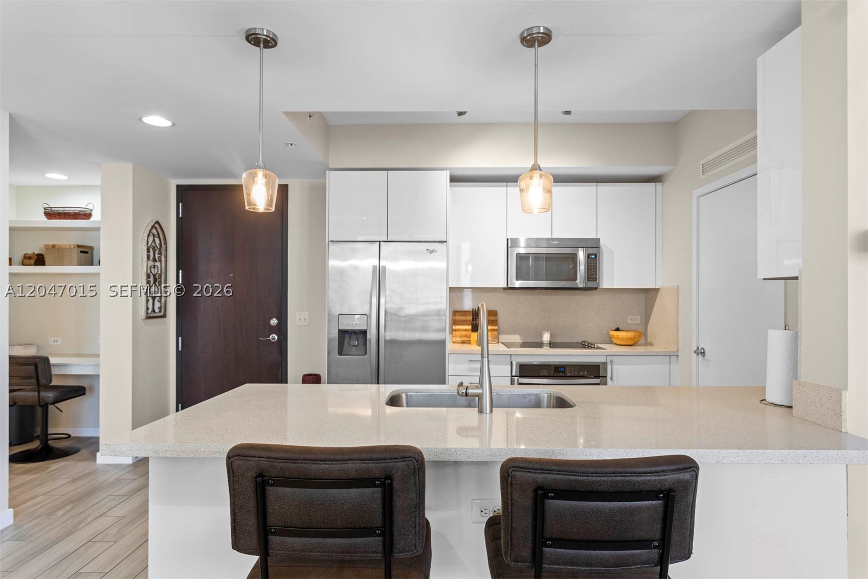 image Nine at Mary Brickell Village8