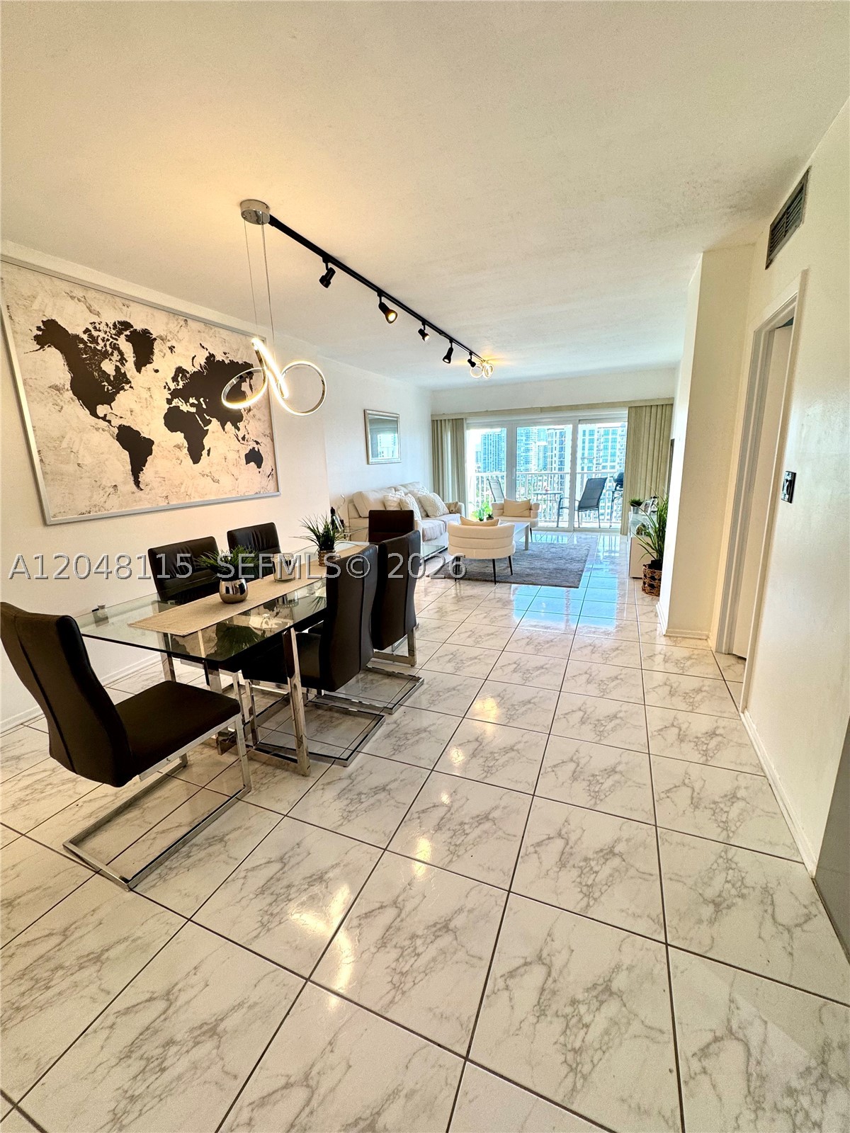 image Arlen House Condo8