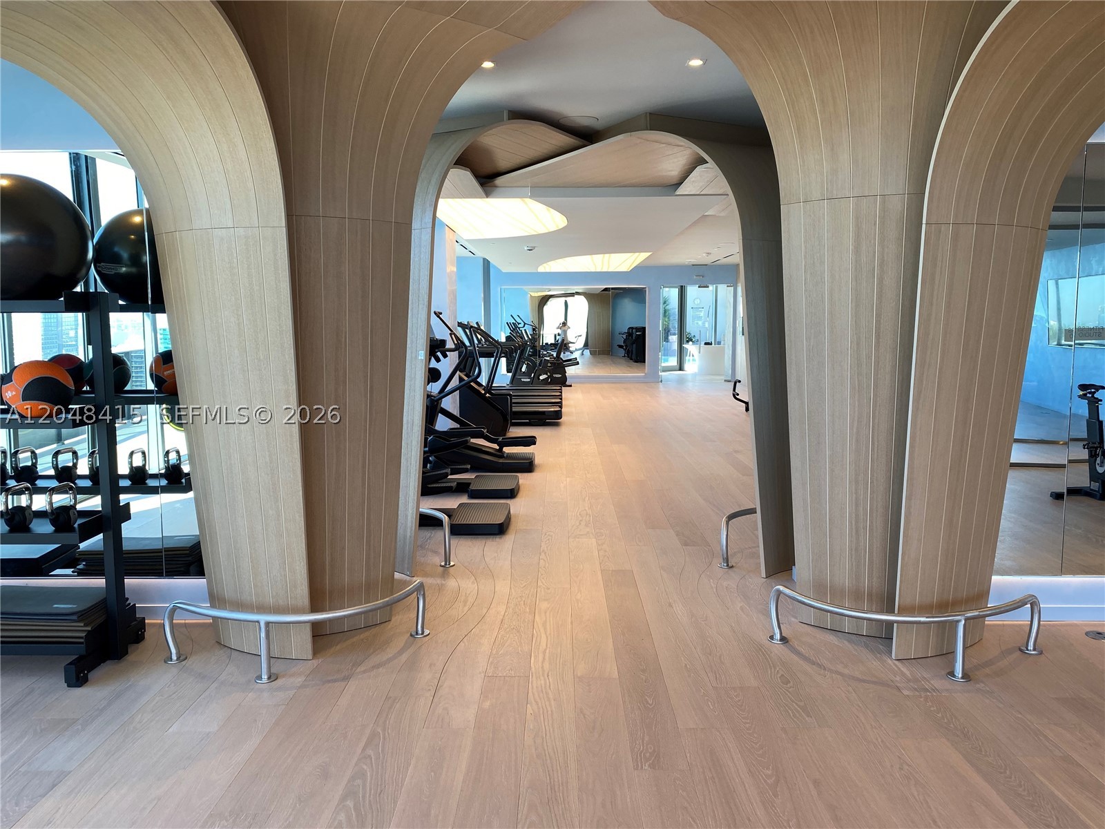image Brickell Flatiron36