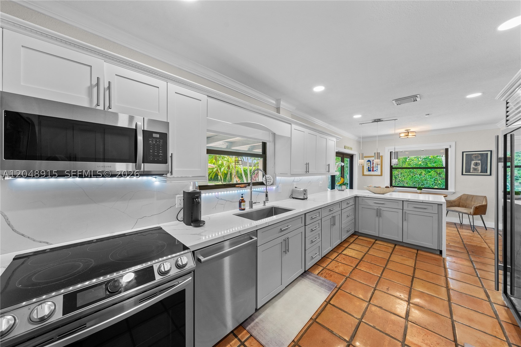 8735 SW 122nd St Miami, FL 33176
