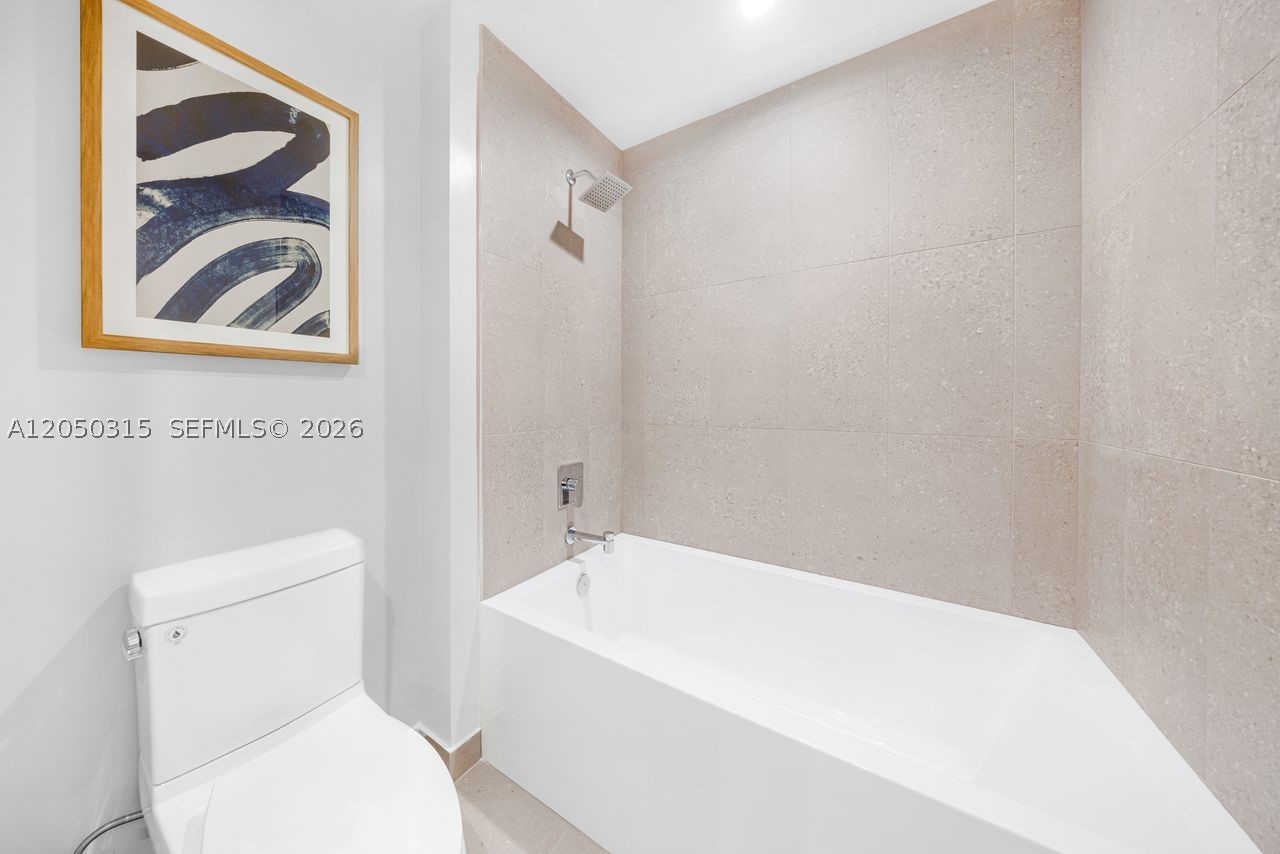 image The Crosby Miami Worldcenter18