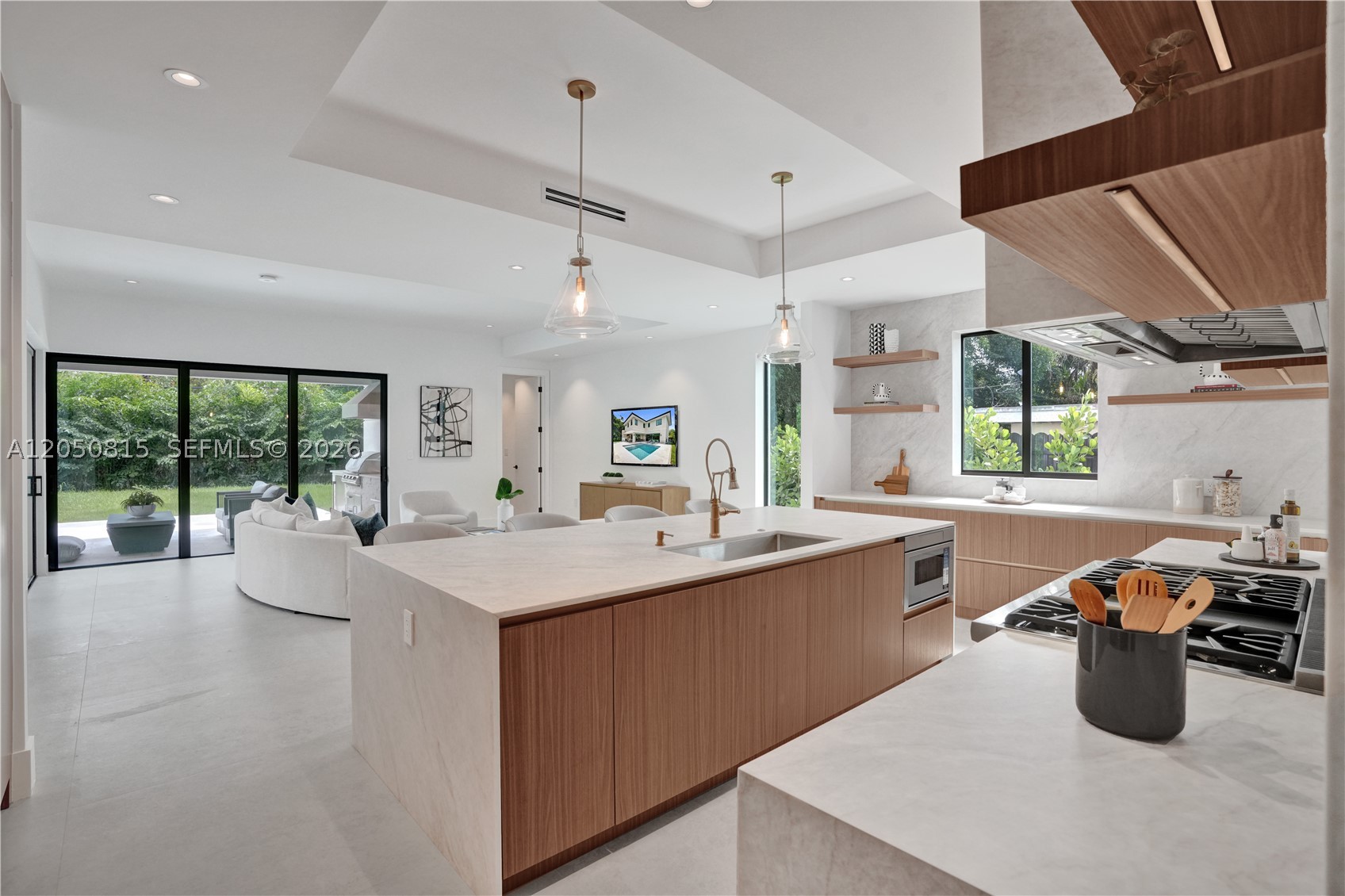 6415 SW 83rd St Miami, FL 33143
