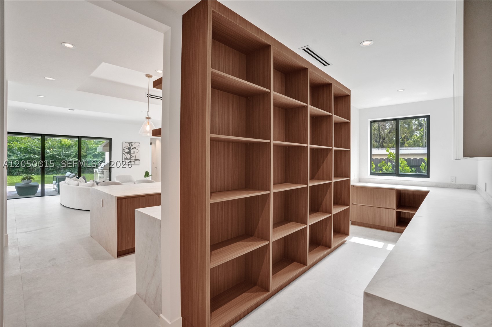 6415 SW 83rd St Miami, FL 33143