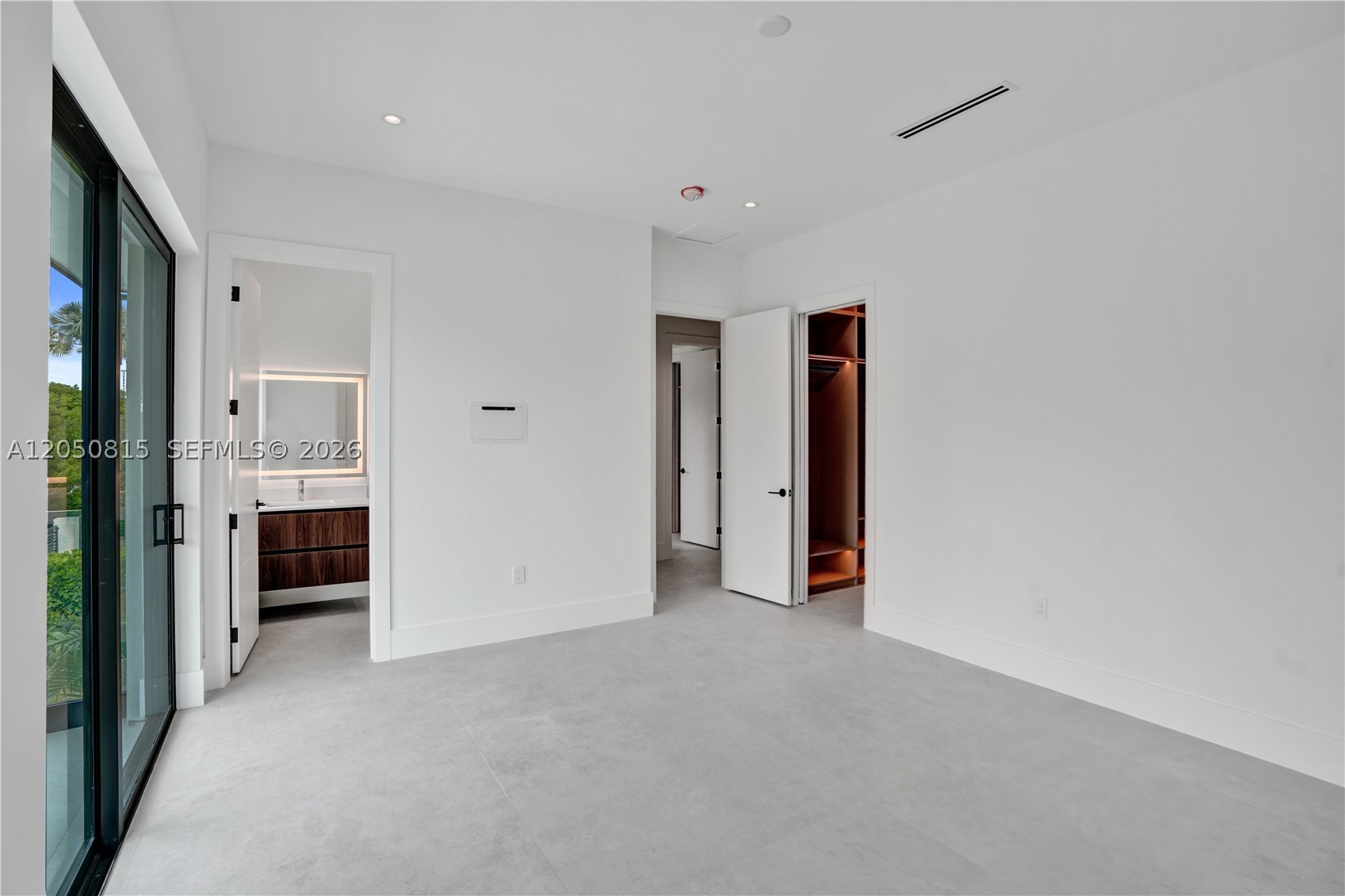 6415 SW 83rd St Miami, FL 33143