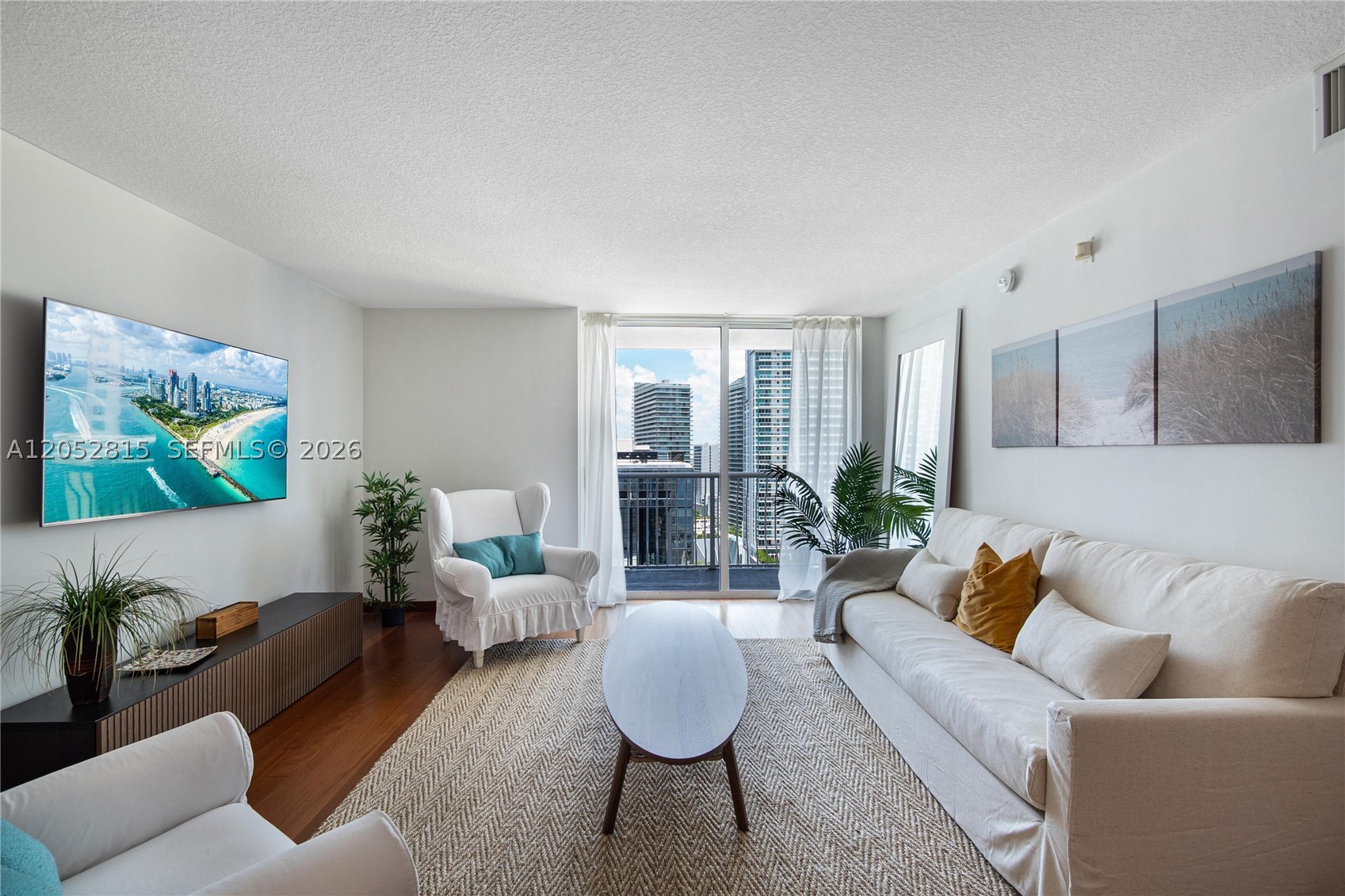 image The Club at Brickell Bay1