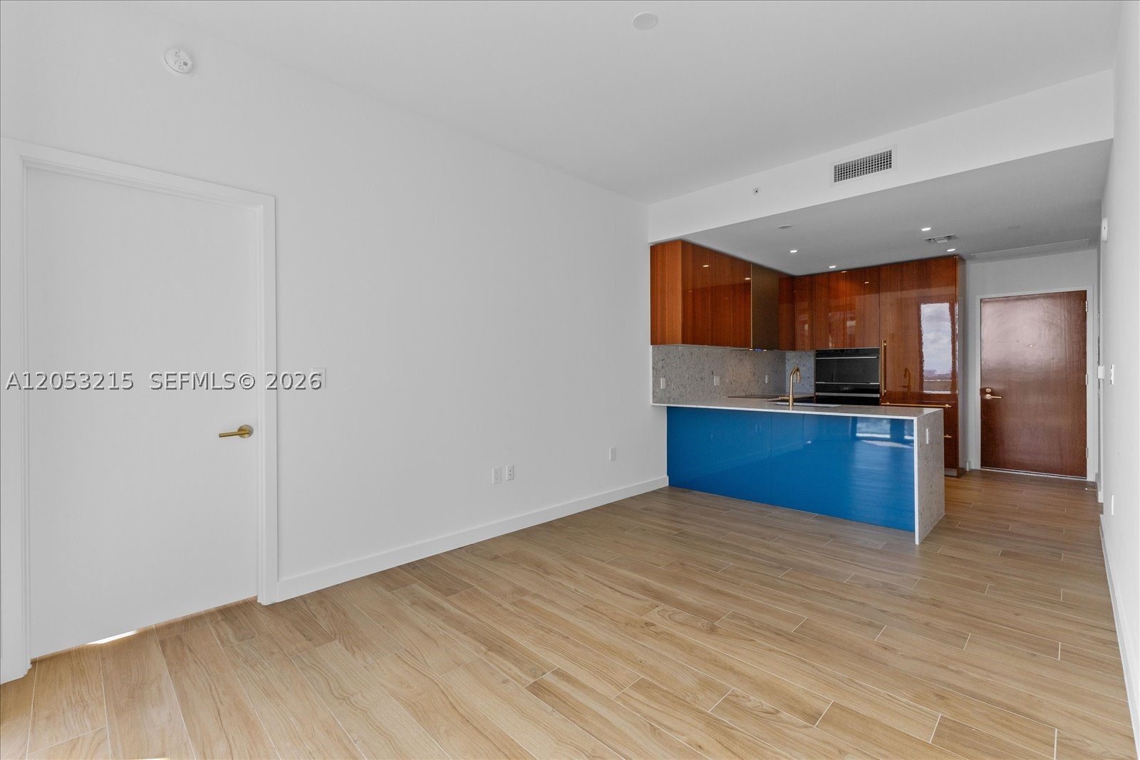 2678 Tigertail Ave #1605 Miami, FL 33133