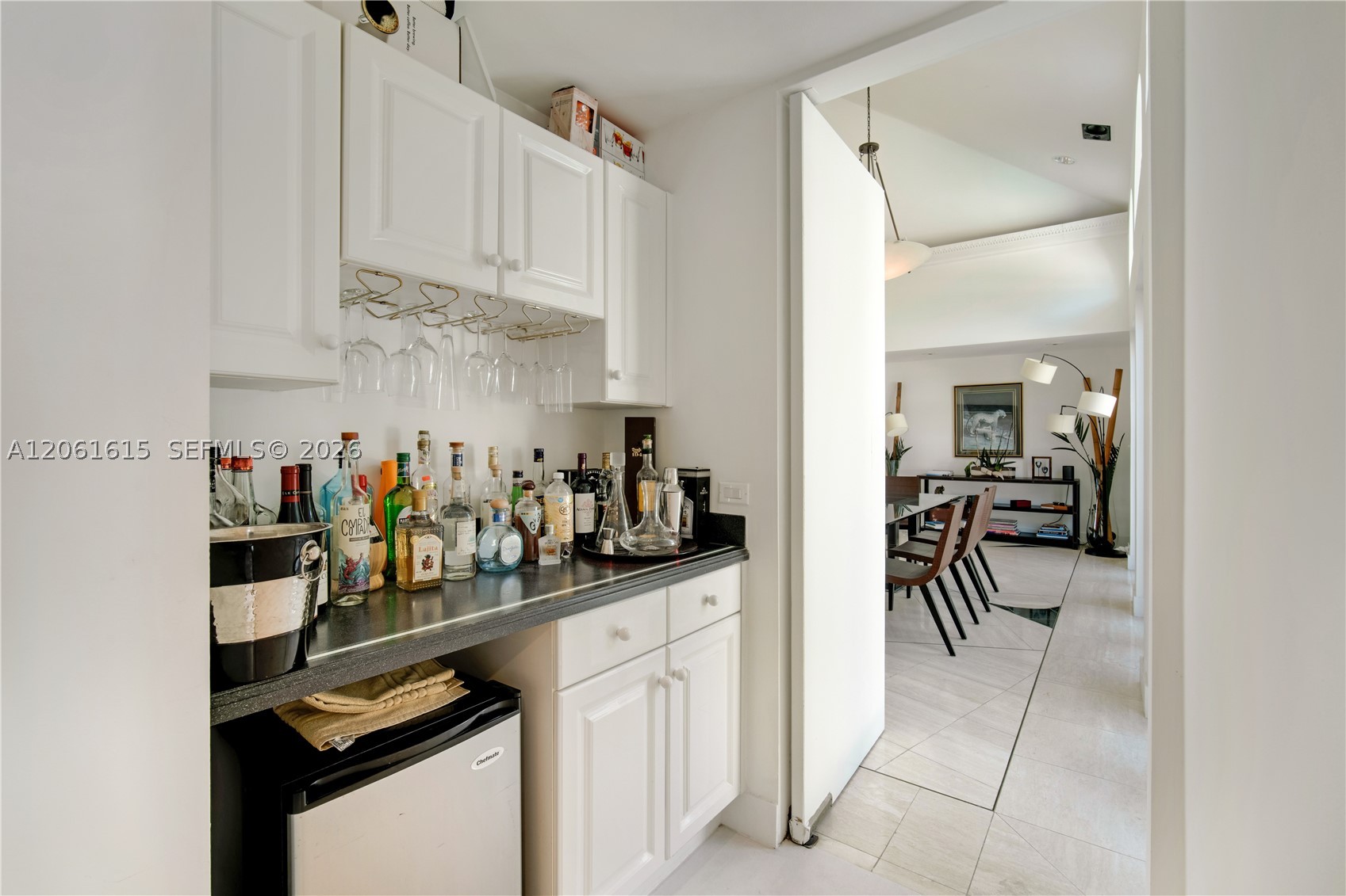 324 Caribbean Rd Key Biscayne, FL 33149