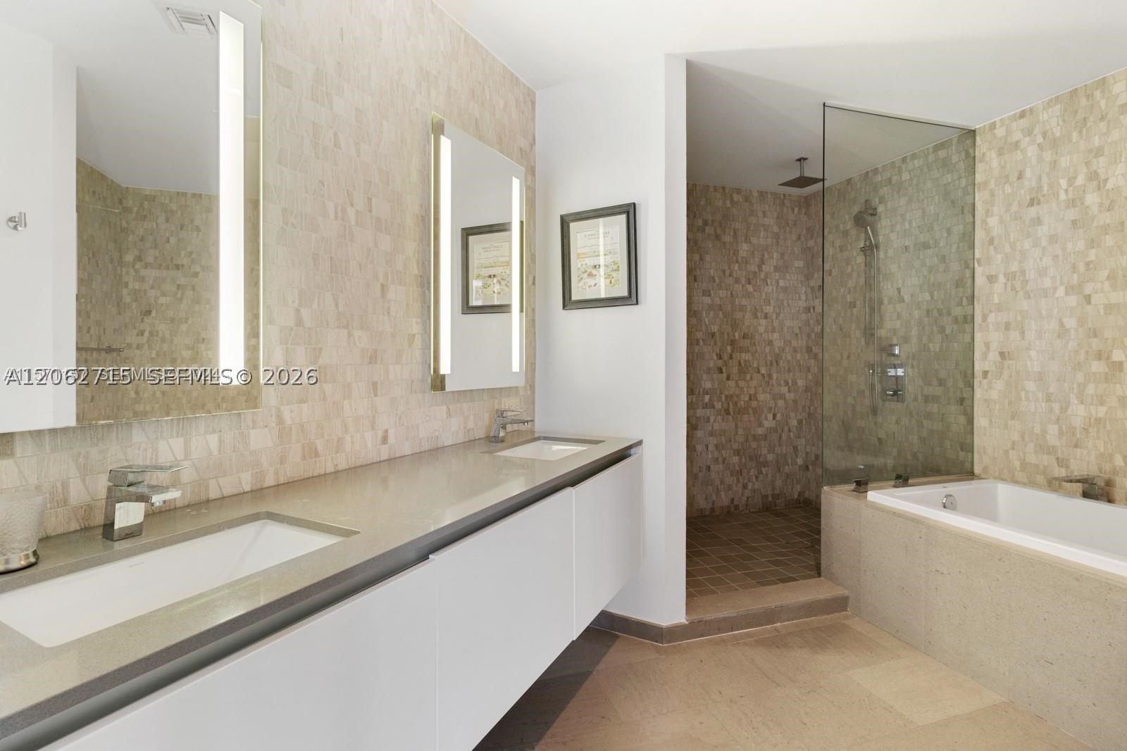 68 SE 6th St #2101 Miami, FL 33131