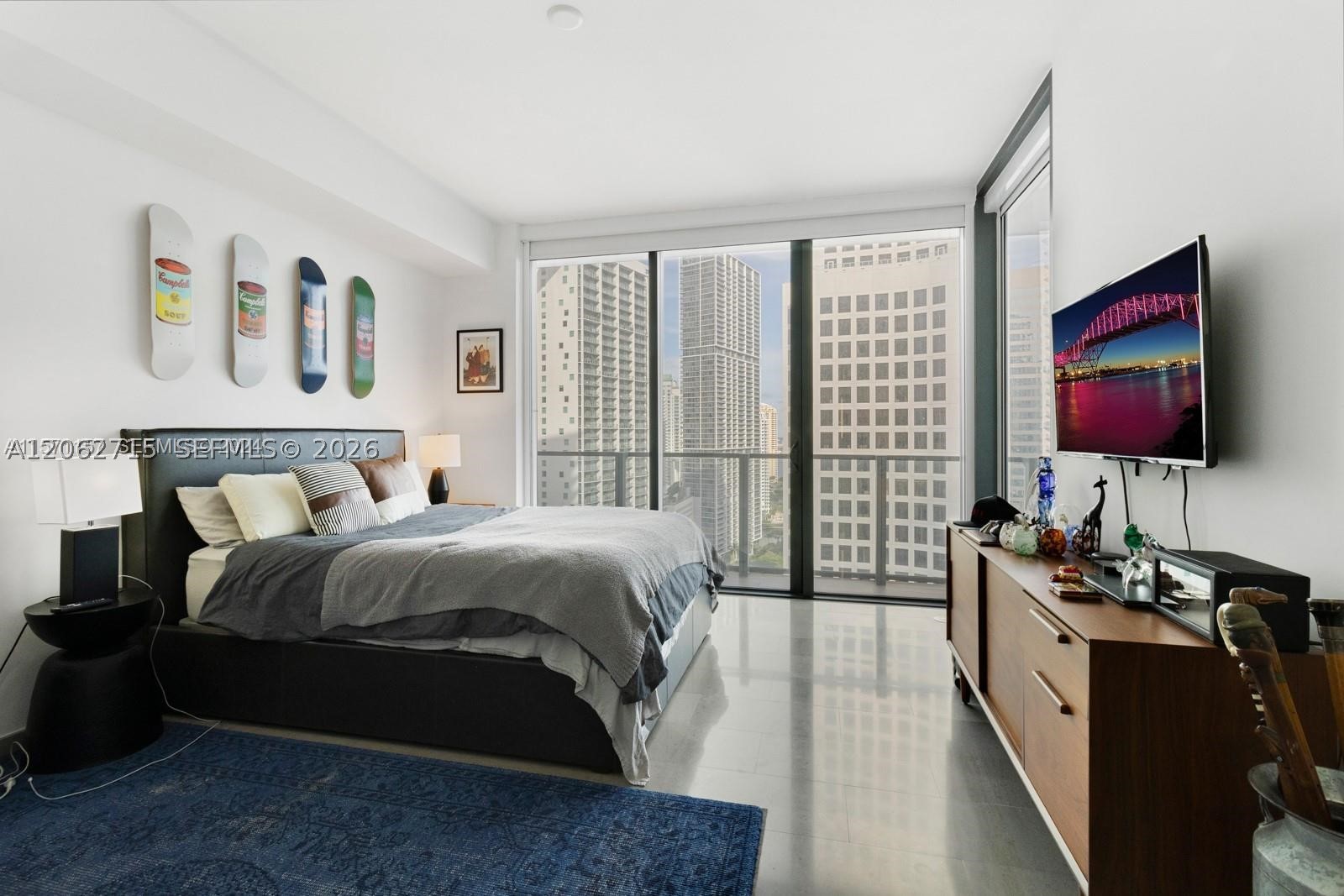 68 SE 6th St #2101 Miami, FL 33131