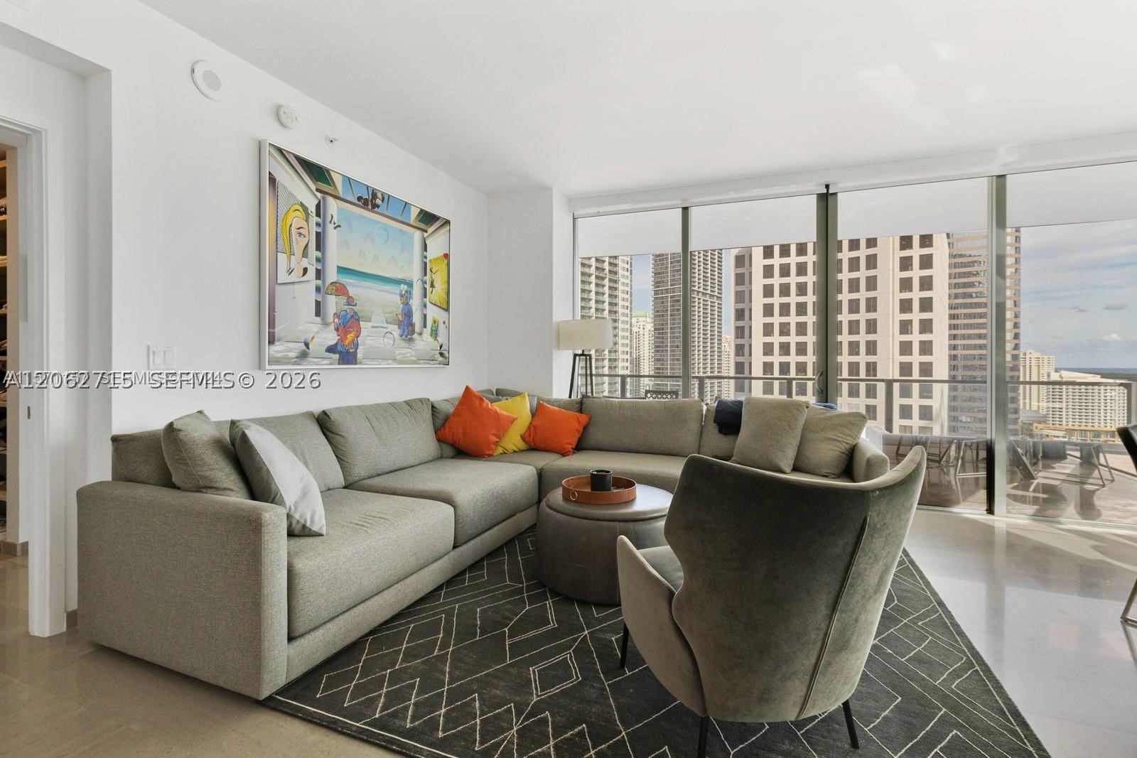 68 SE 6th St #2101 Miami, FL 33131
