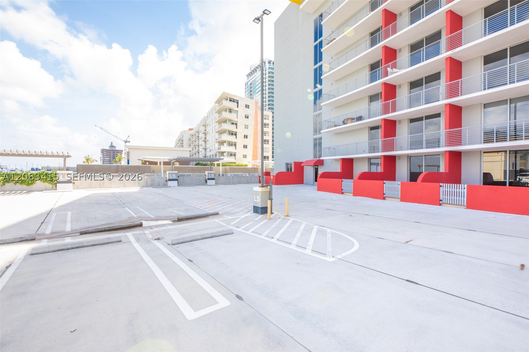 image The Standard Residences Midtown Miami19