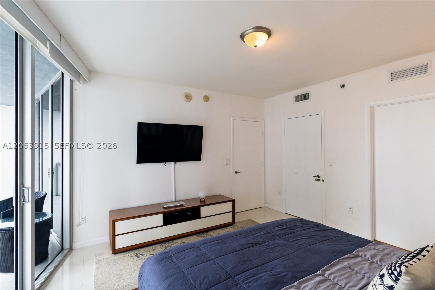 image Icon Brickell I11