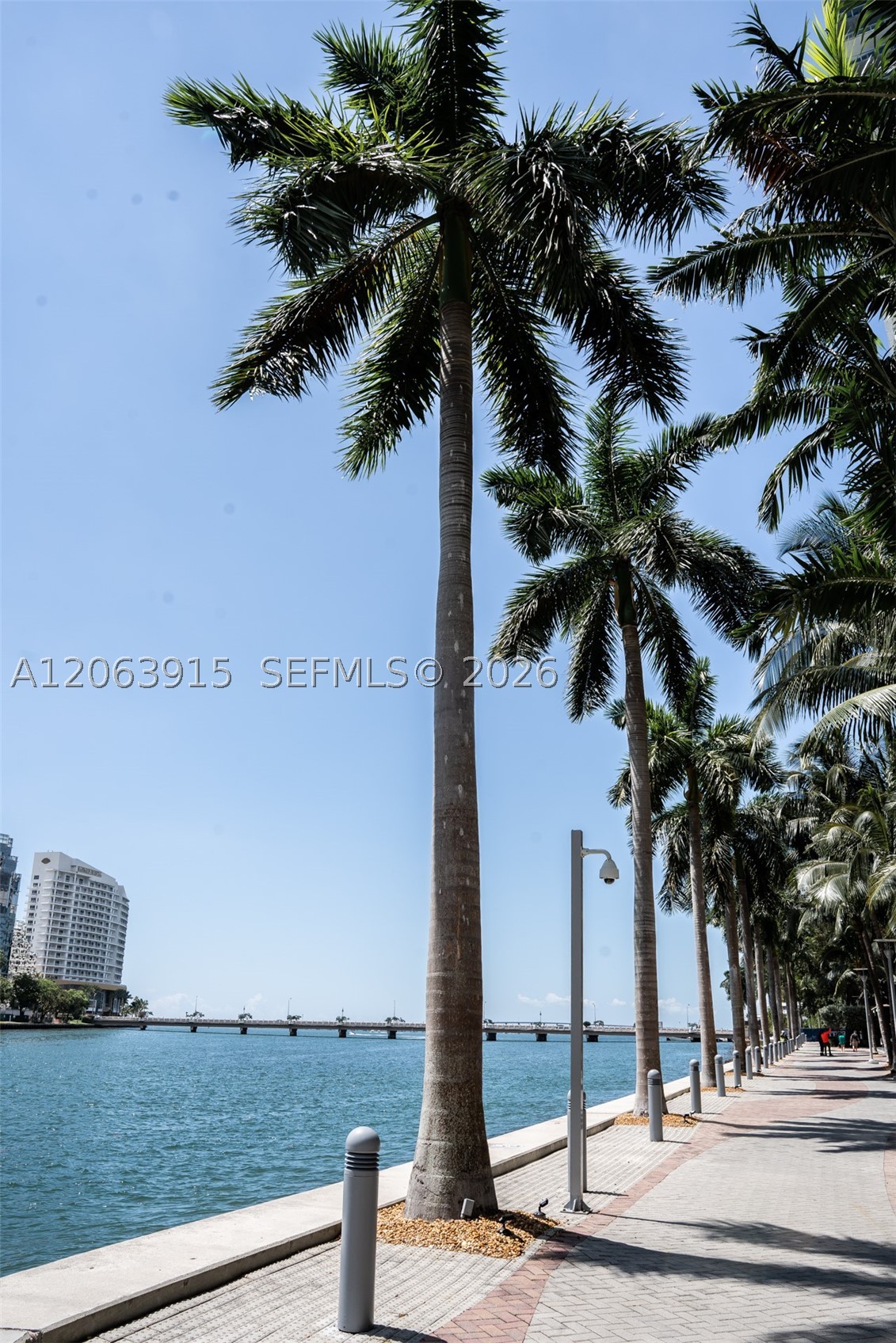 image Icon Brickell I95