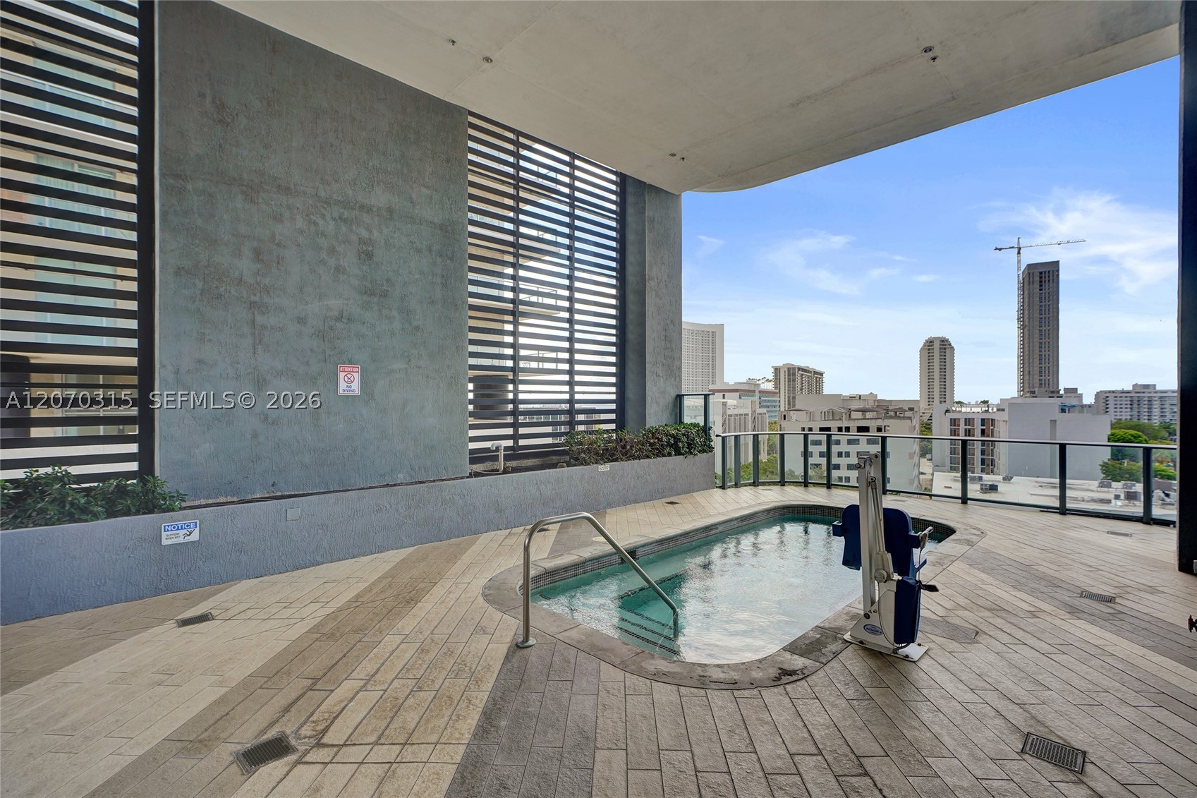 image Hyde Midtown8
