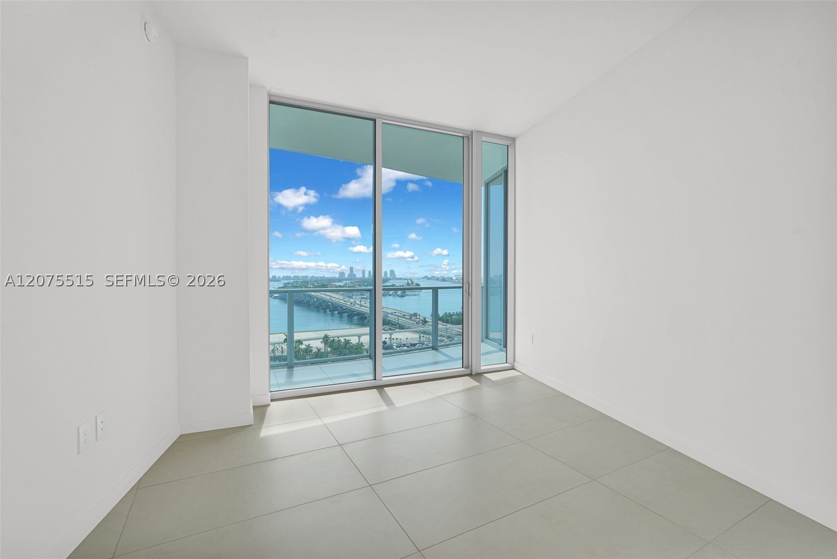 1400 Biscayne Blvd #1706 Miami, FL 33132