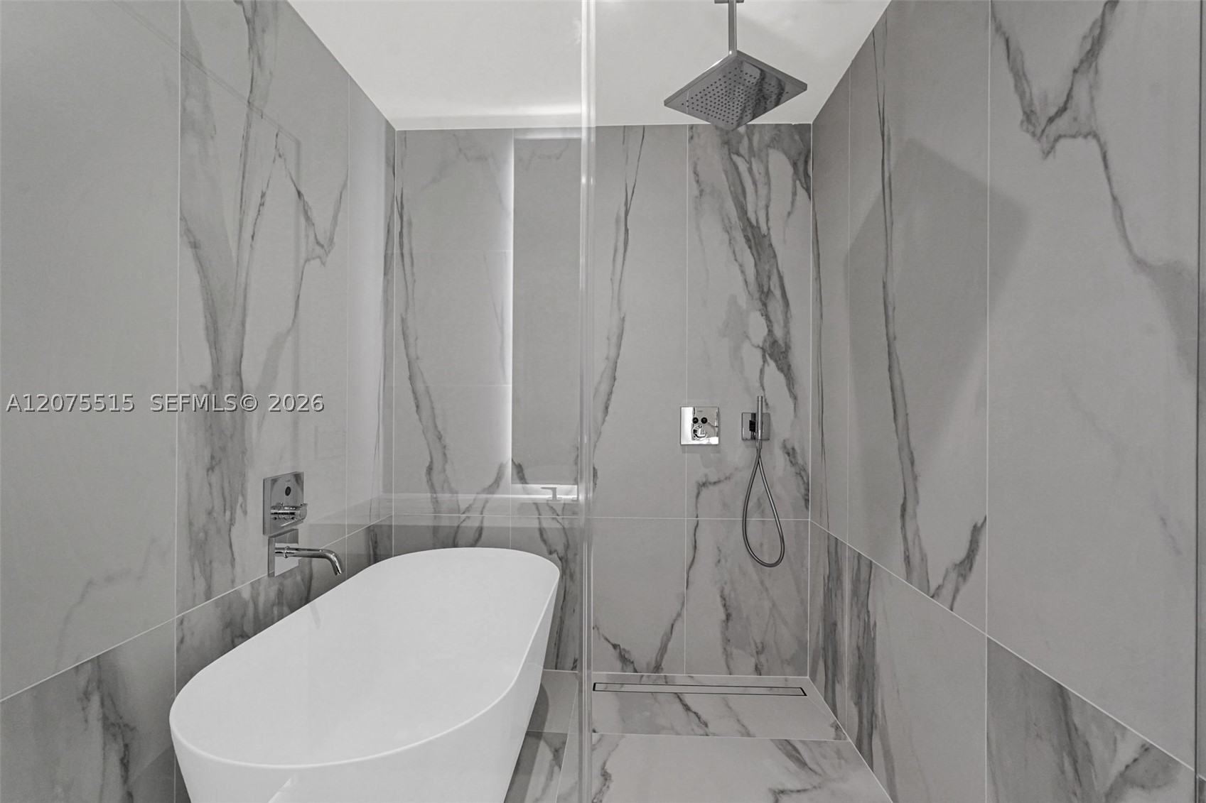 1400 Biscayne Blvd #1706 Miami, FL 33132