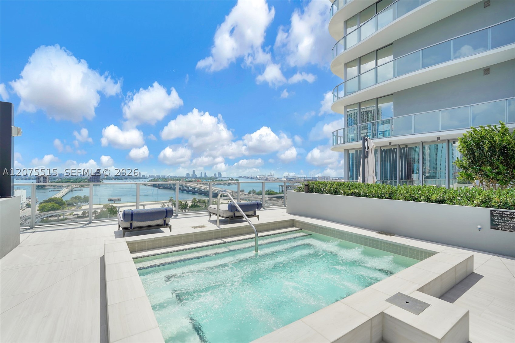 1400 Biscayne Blvd #1706 Miami, FL 33132